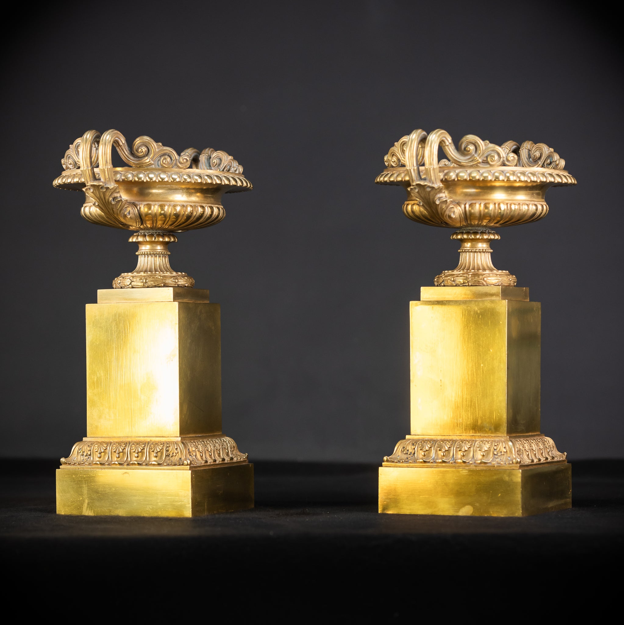 Pair of Urns / Tazze Gilded Bronze-Brass 1700s | 13”