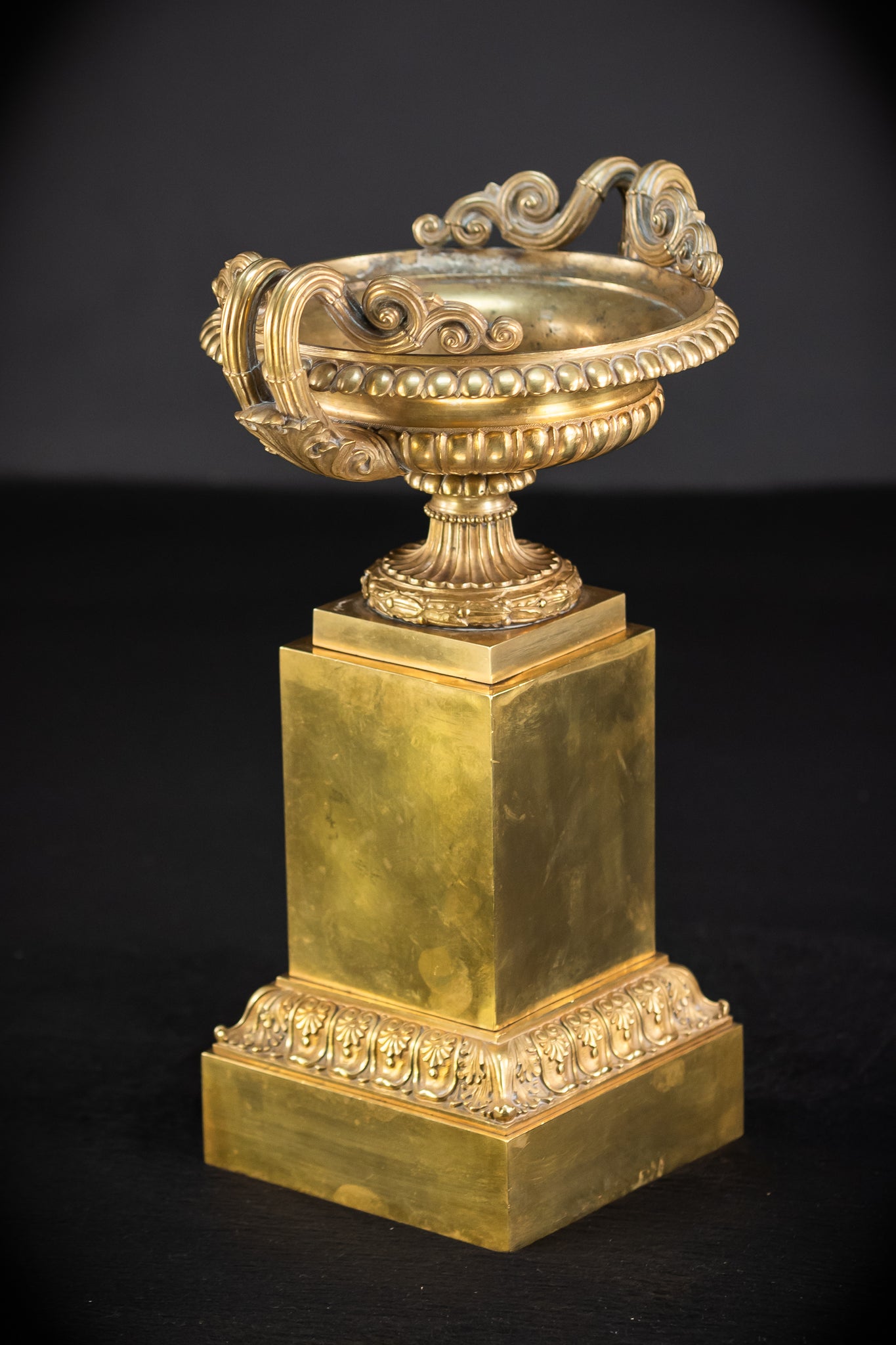 Pair of Urns / Tazze Gilded Bronze-Brass 1700s | 13”