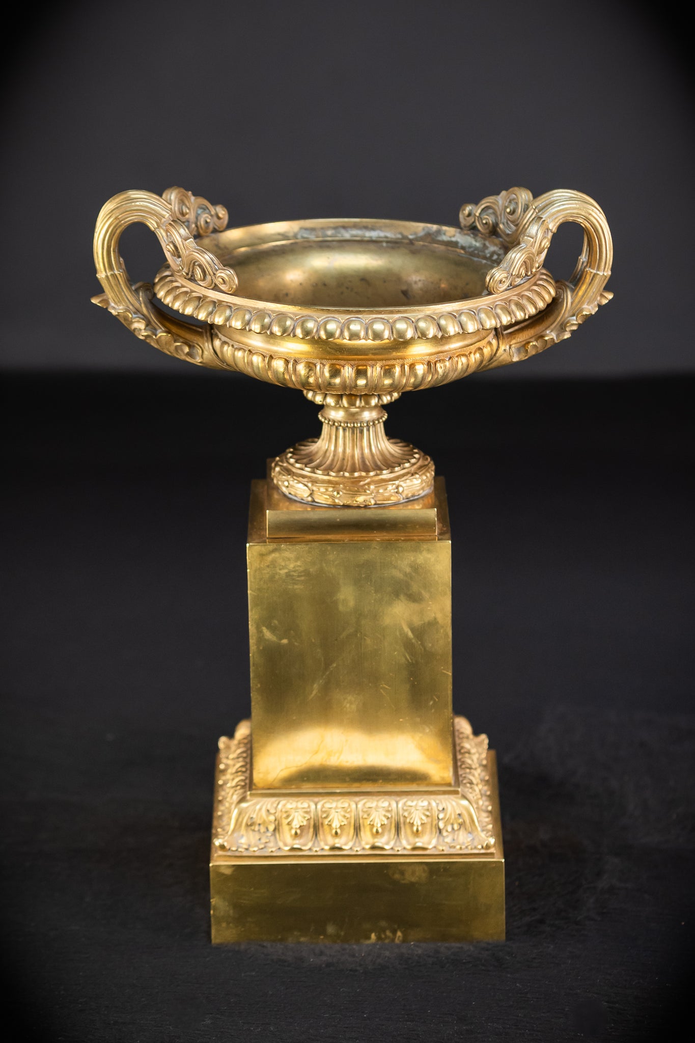 Pair of Urns / Tazze Gilded Bronze-Brass 1700s | 13”
