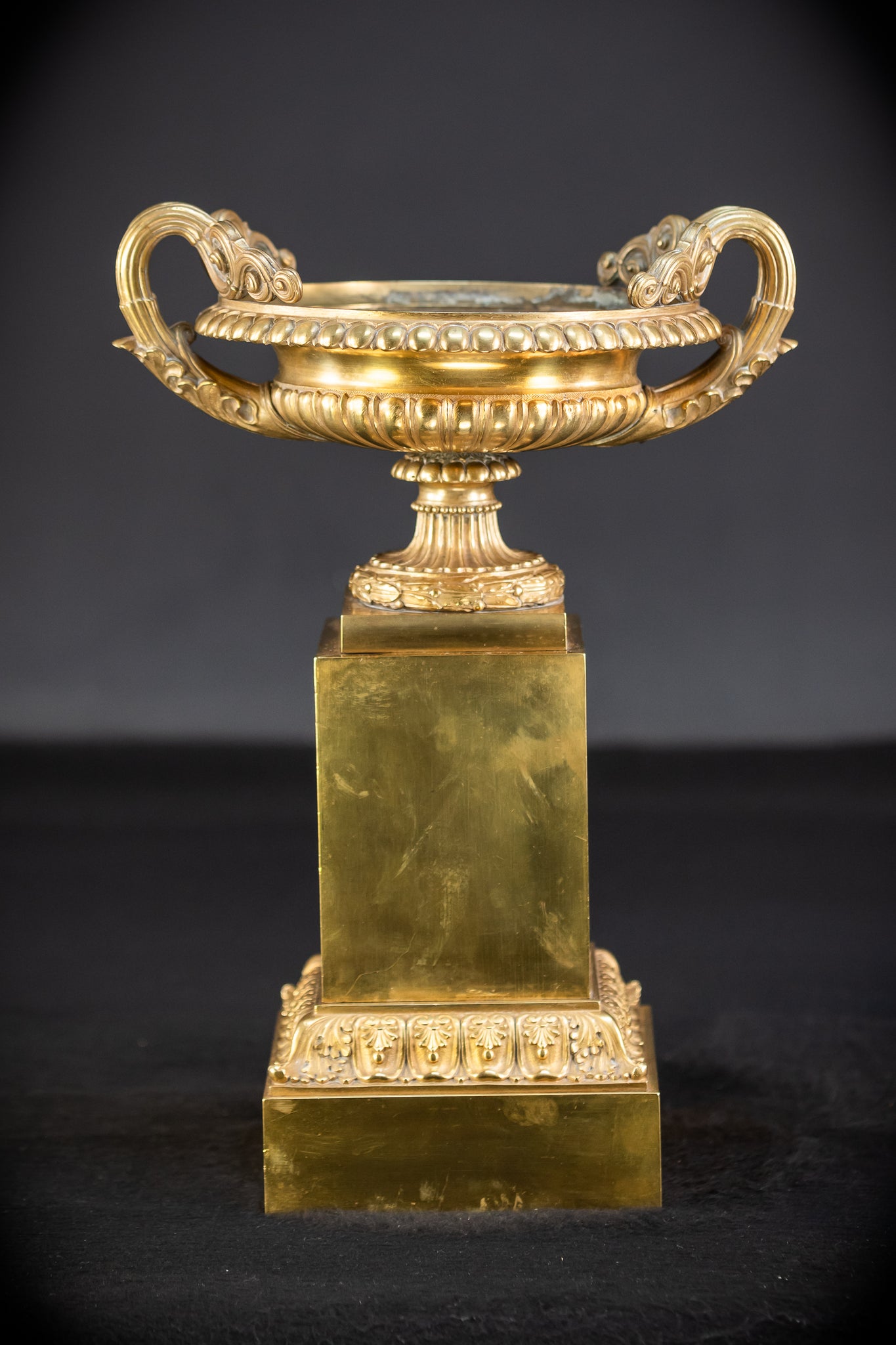 Pair of Urns / Tazze Gilded Bronze-Brass 1700s | 13”