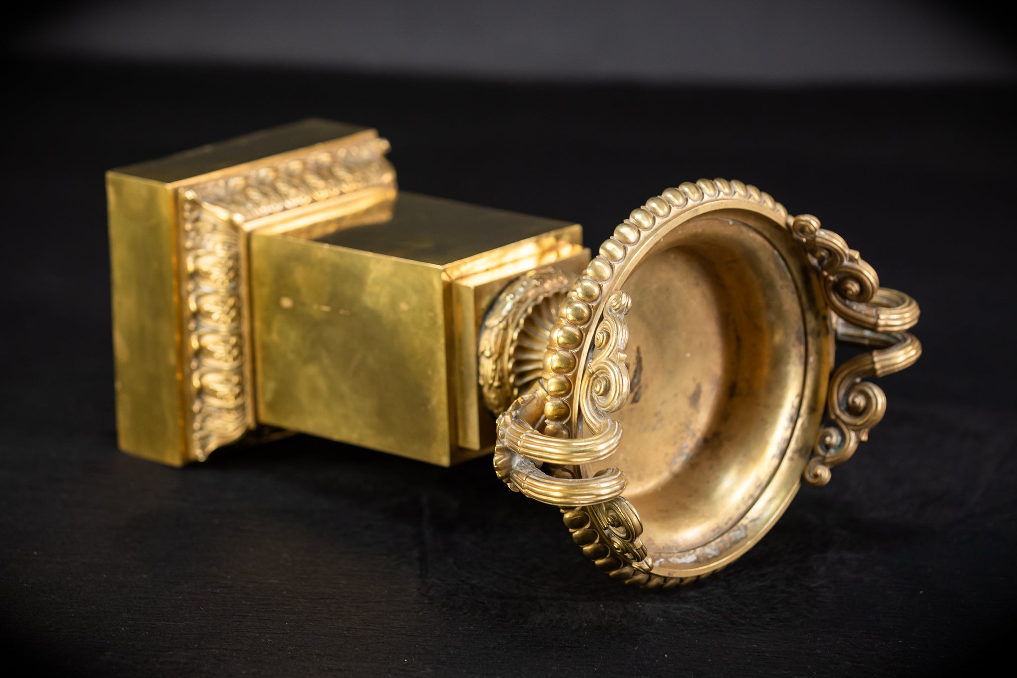 Pair of Urns / Tazze Gilded Bronze-Brass 1700s | 13”