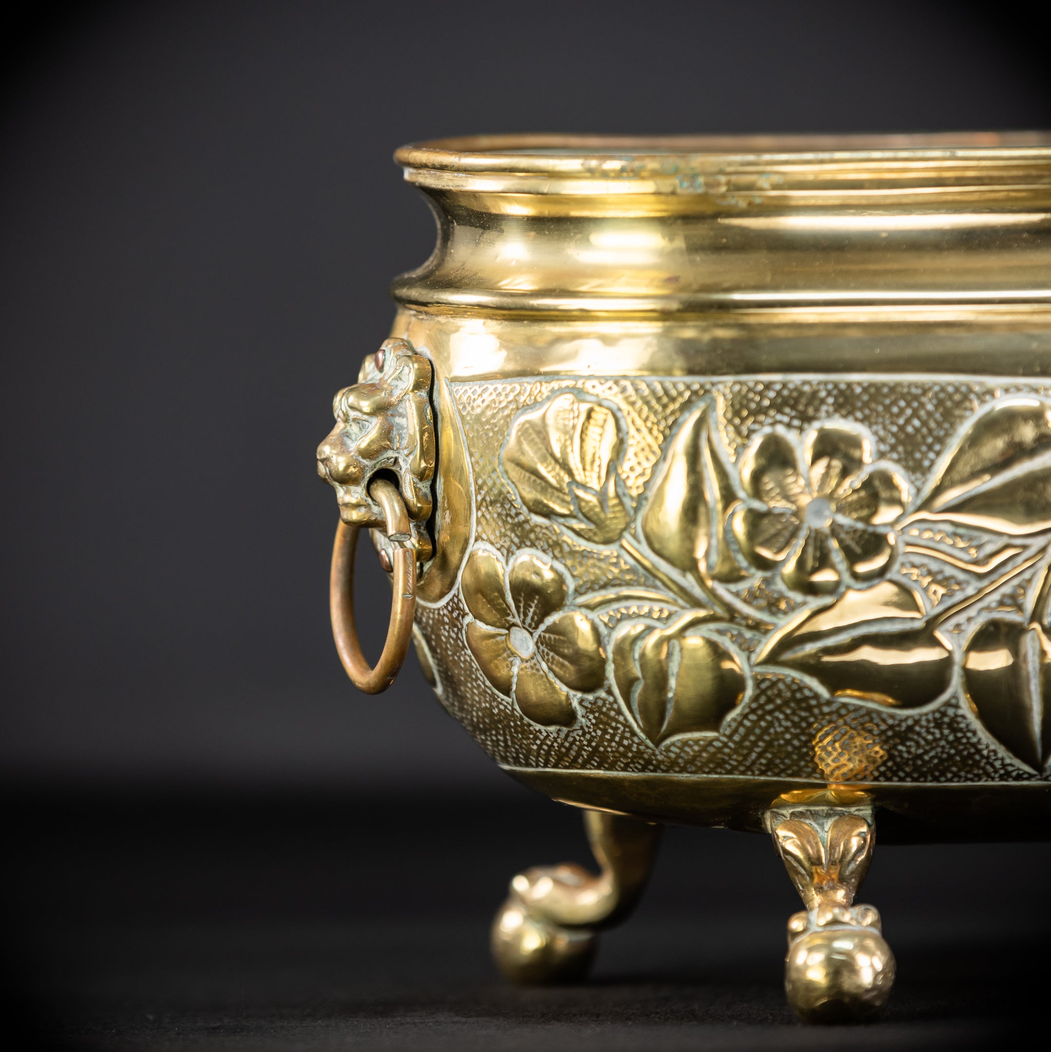Jardiniere Brass Antique | Baroque 1800s | 16.5” / 42 cm
