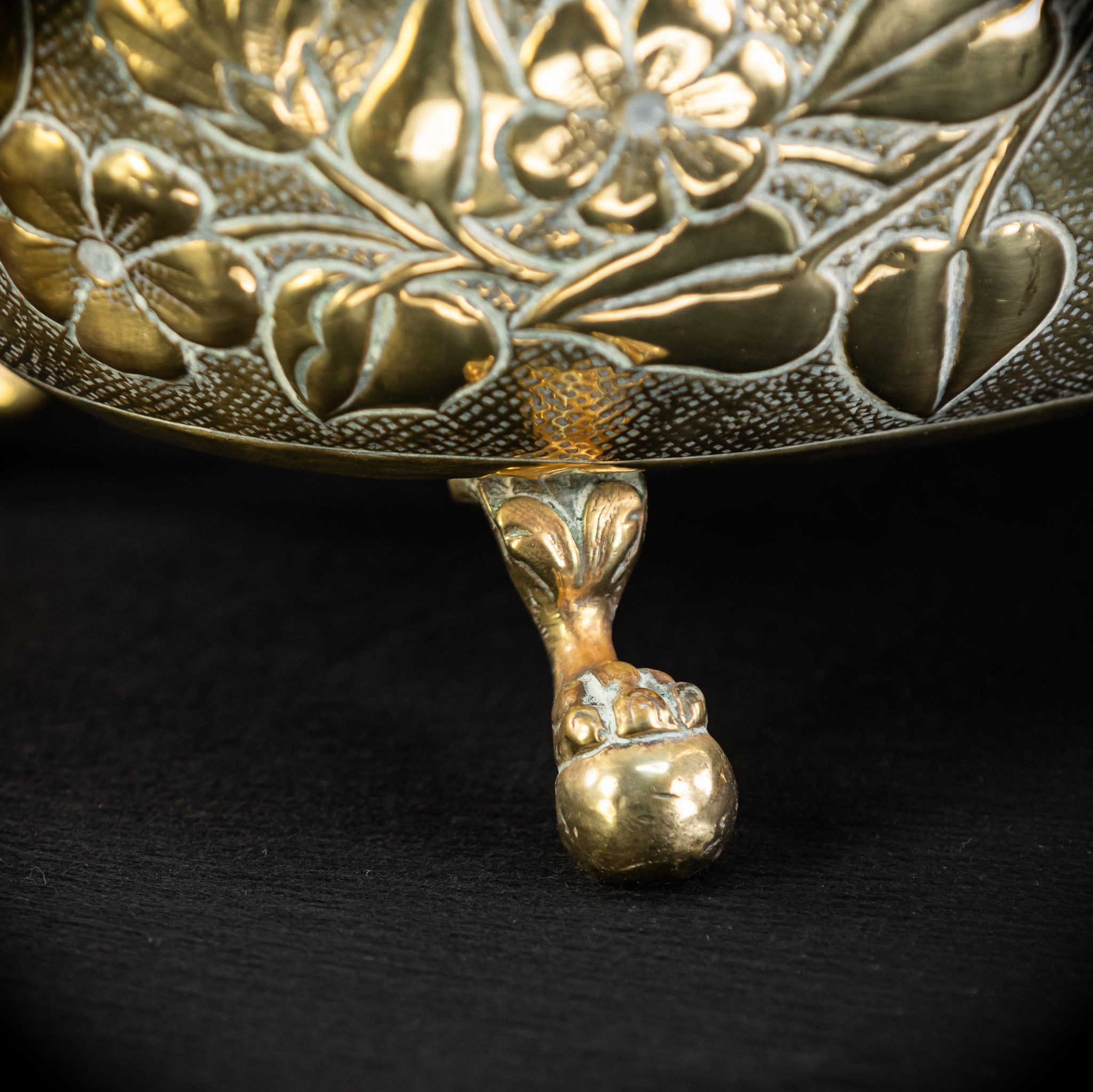 Jardiniere Brass Antique | Baroque 1800s | 16.5” / 42 cm