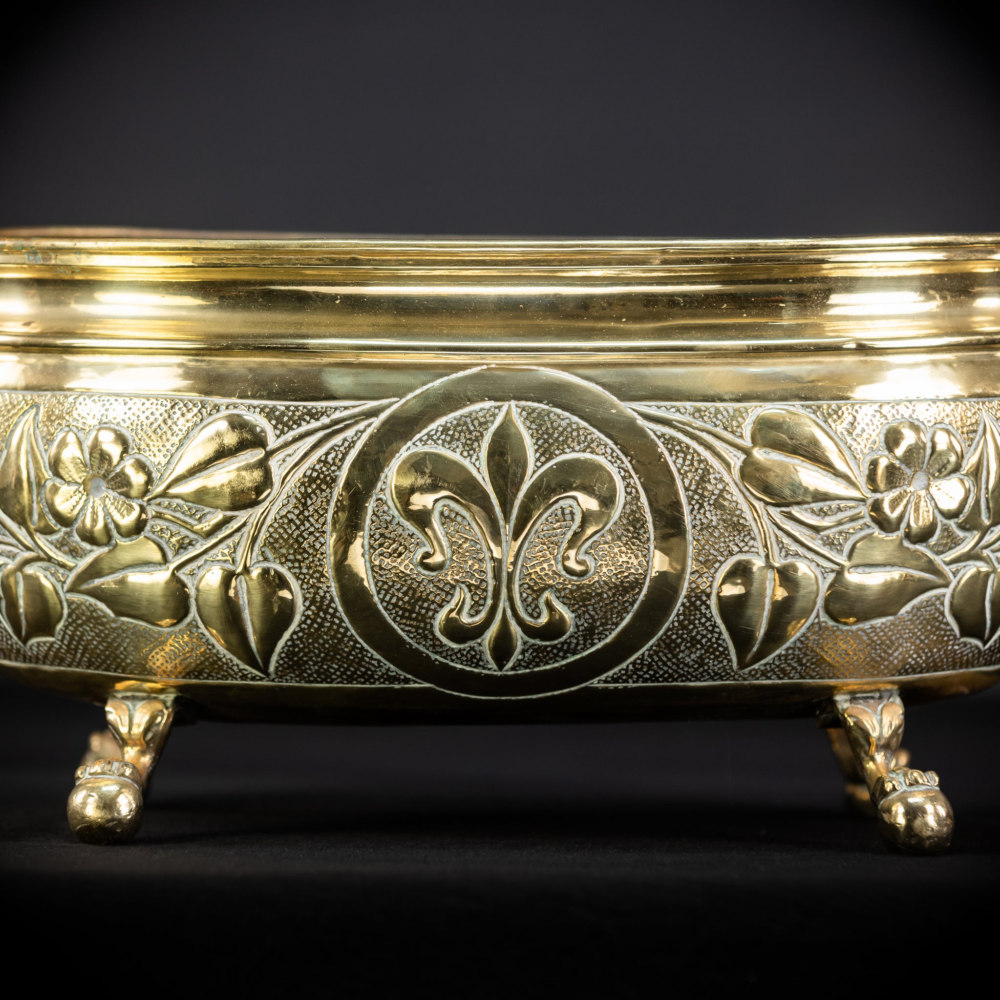 Jardiniere Brass Antique | Baroque 1800s | 16.5” / 42 cm