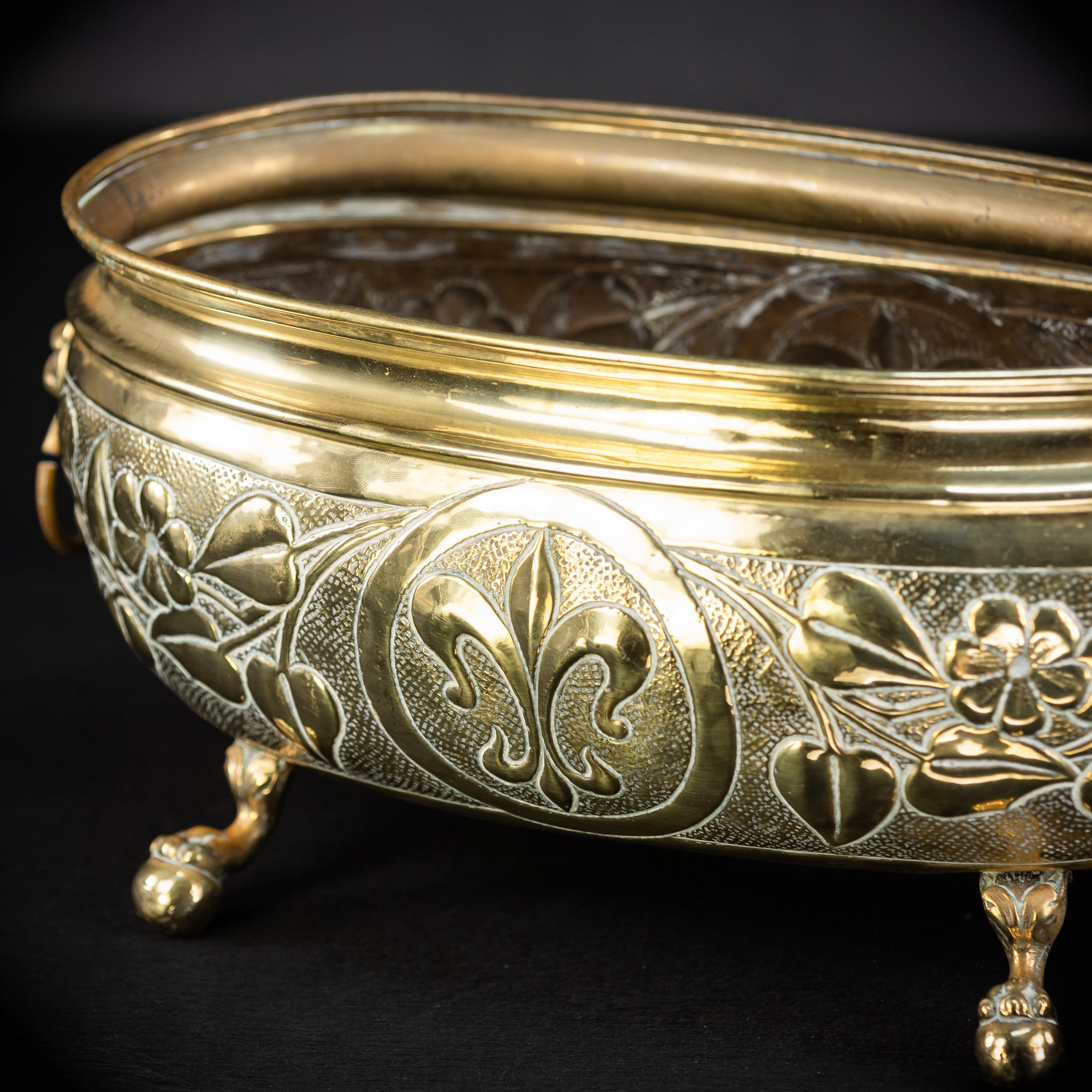 Jardiniere Brass Antique | Baroque 1800s | 16.5” / 42 cm