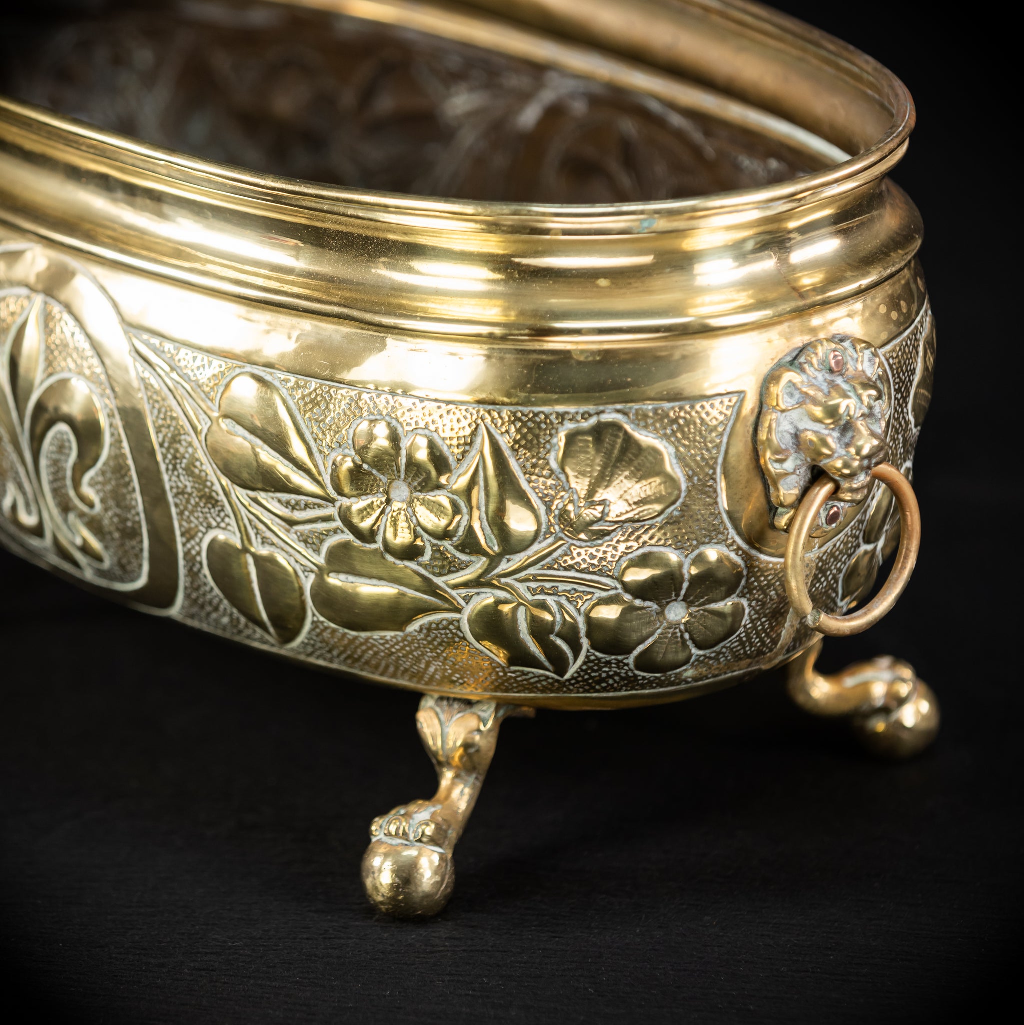 Jardiniere Brass Antique | Baroque 1800s | 16.5” / 42 cm