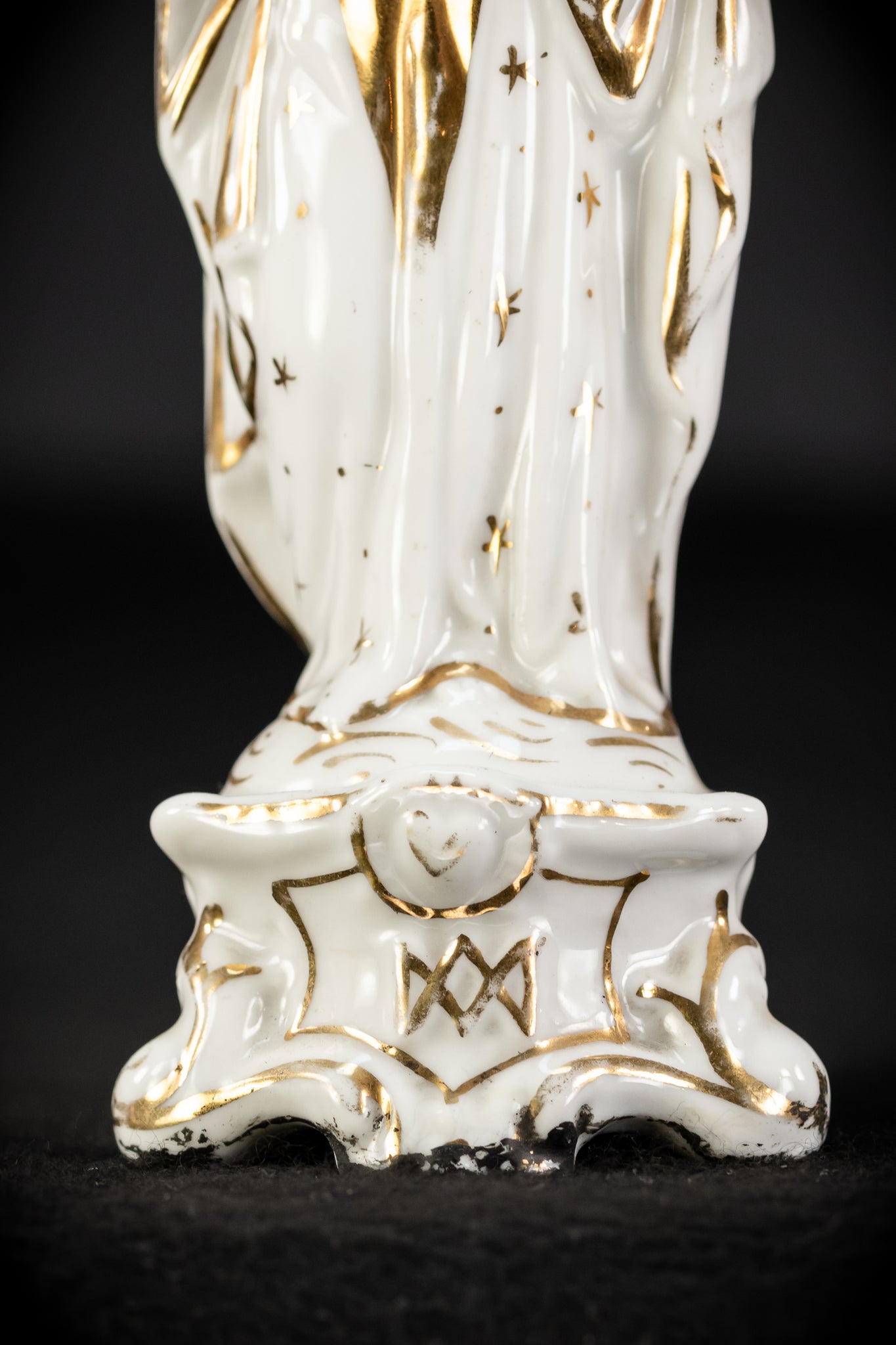Virgin Mary Porcelain Statue | Antique