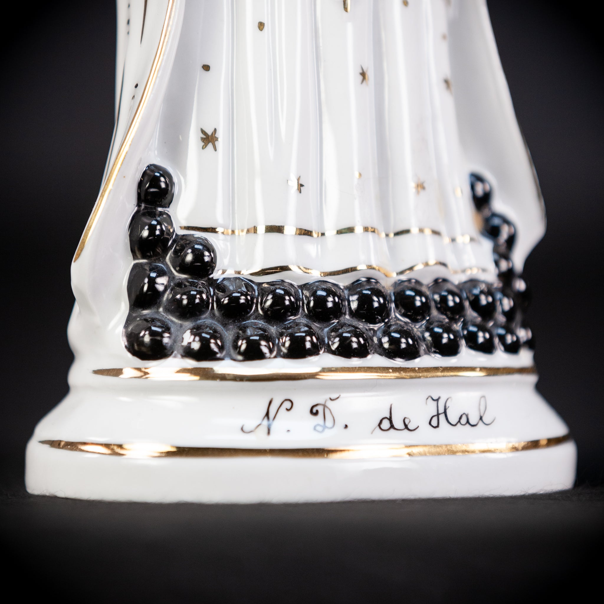 Black Madonna Porcelain Statue | Antique 9.4" / 24 cm