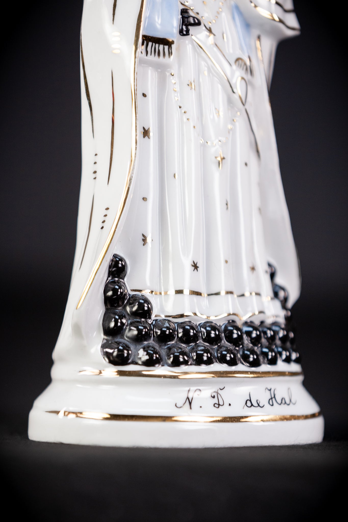 Black Madonna Porcelain Statue | Antique 9.4" / 24 cm