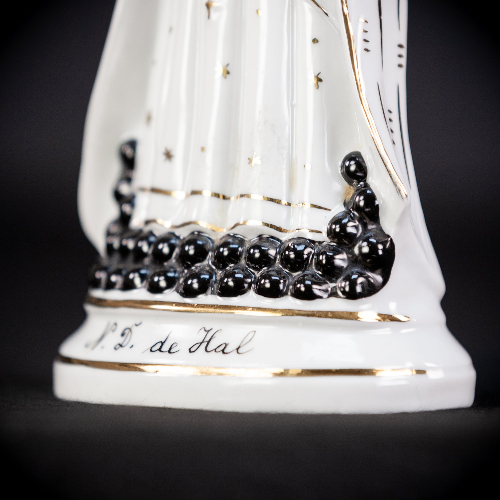 Black Madonna Porcelain Statue | Antique 9.4" / 24 cm