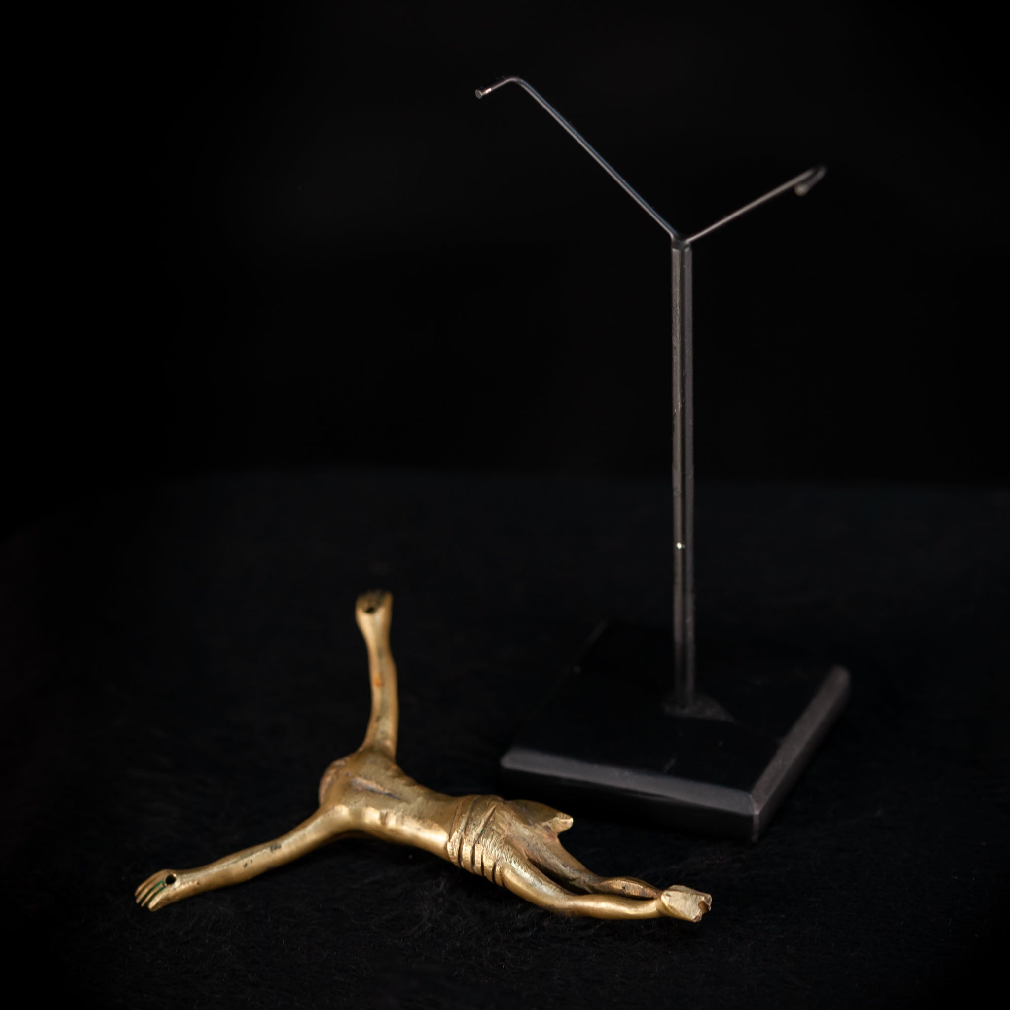 Corpus Christi Bronze | 1600s Antique | 4.1" / 10.5 cm
