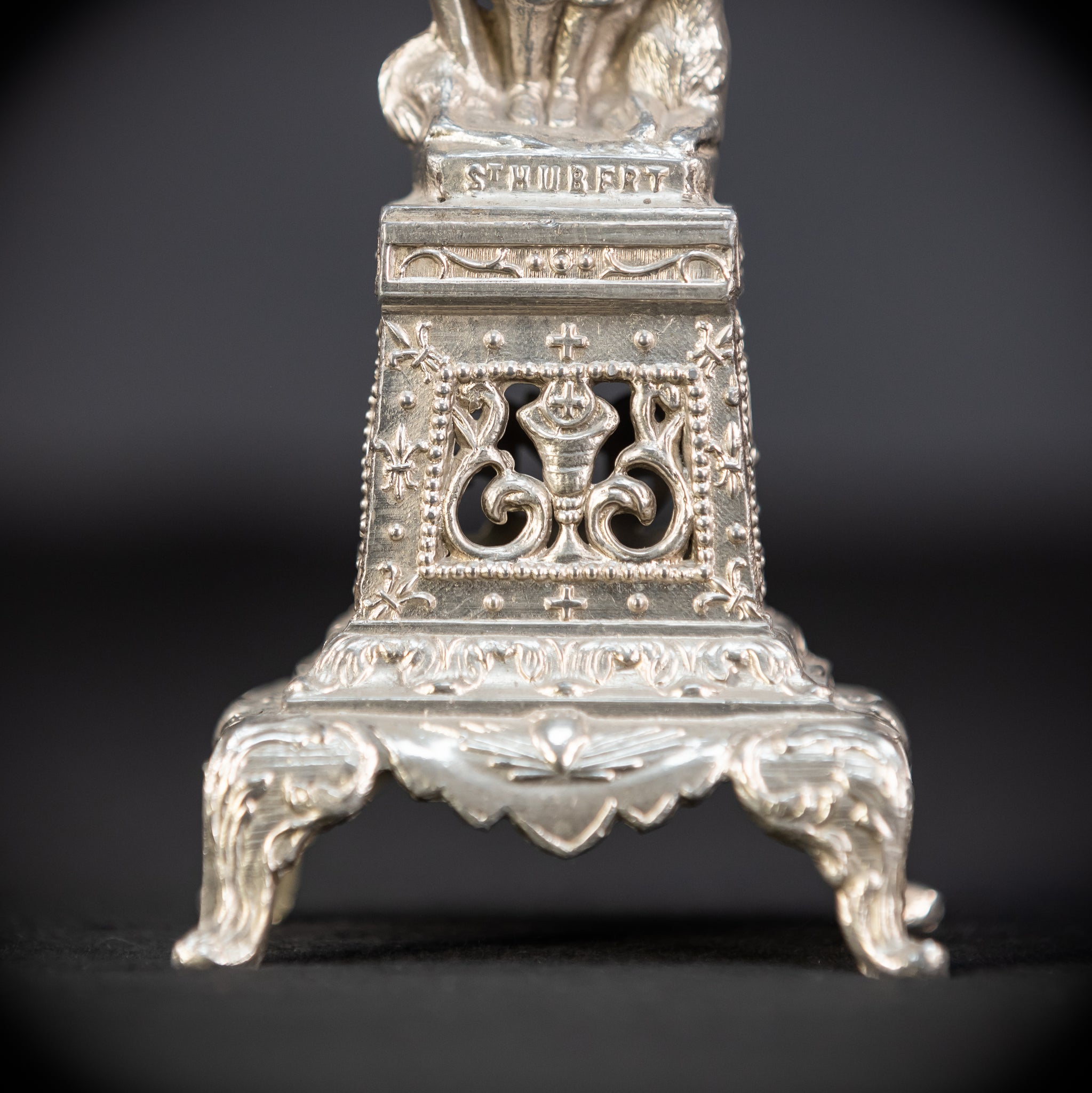 St Hubert Silvered Metal | Early 1900s Antique | 8.1” / 20.5 cm