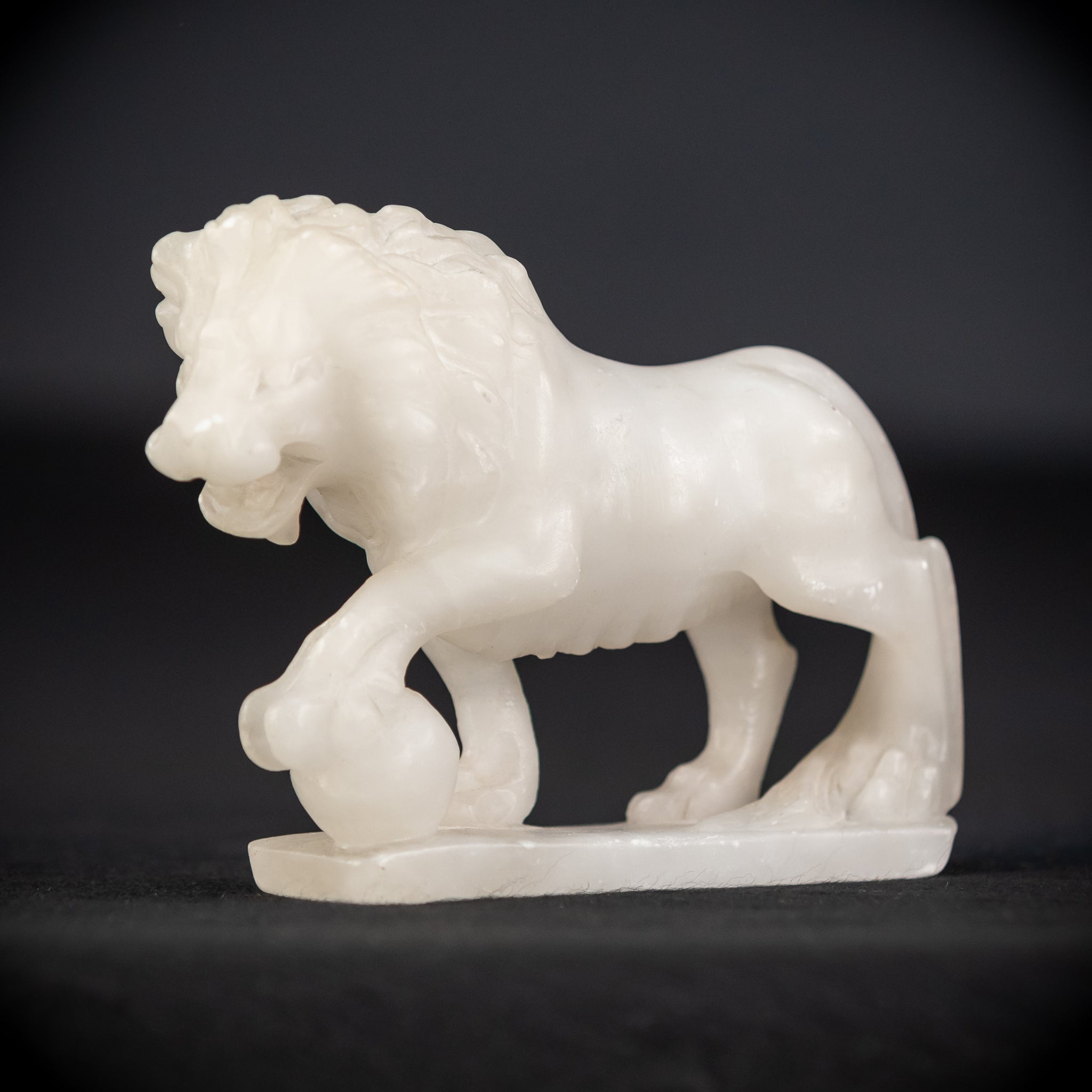 Alabaster Lion Statue | Antique 1700s