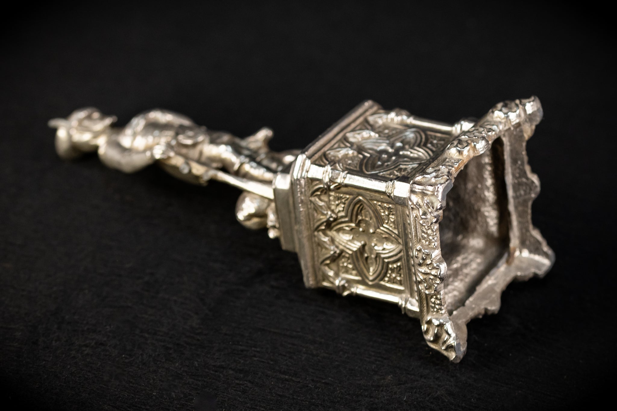 St Hubert Silvered Metal | Early 1900s Antique | 6.7” / 17 cm