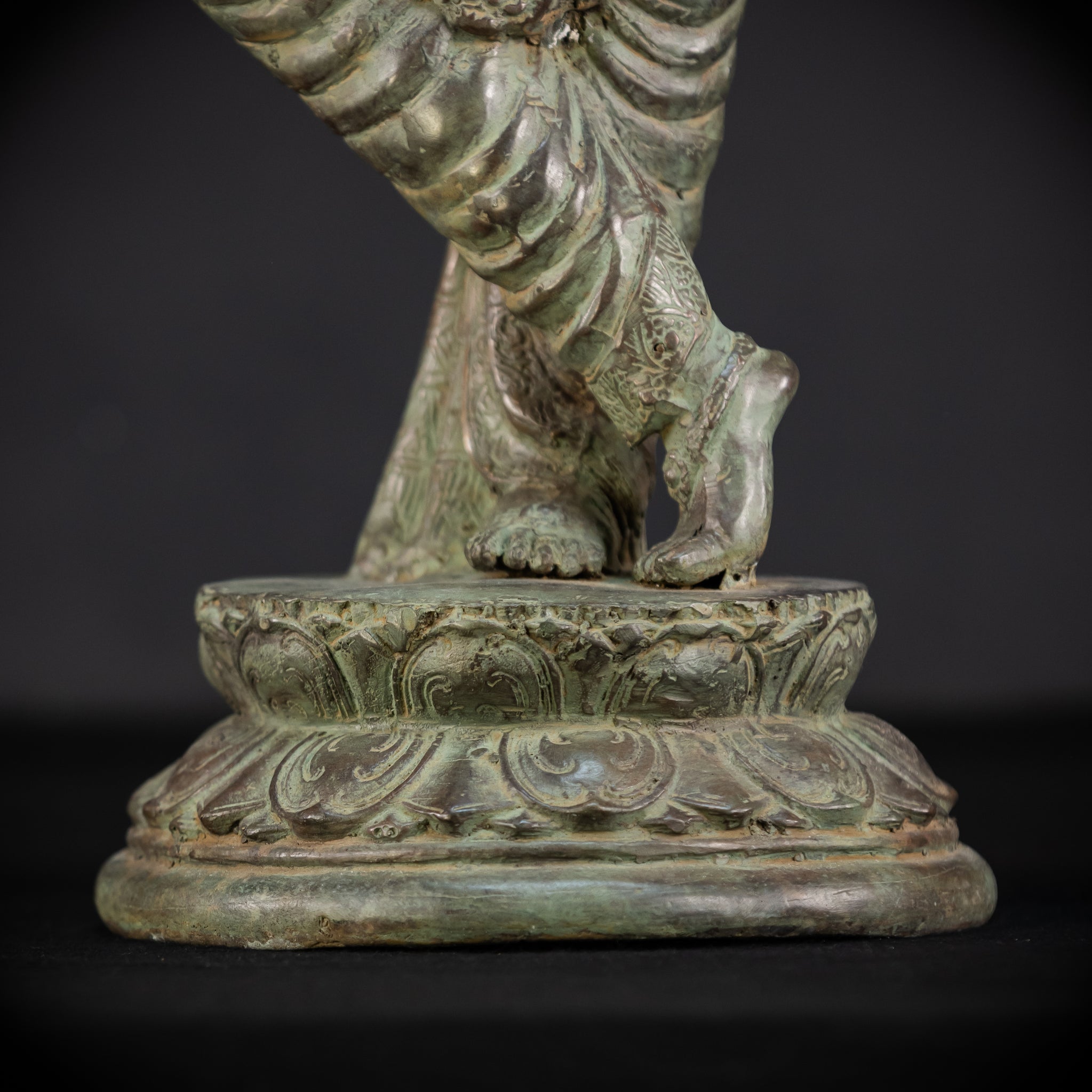 Krishna Hindu Deity Bronze Sculpture | 23.2"