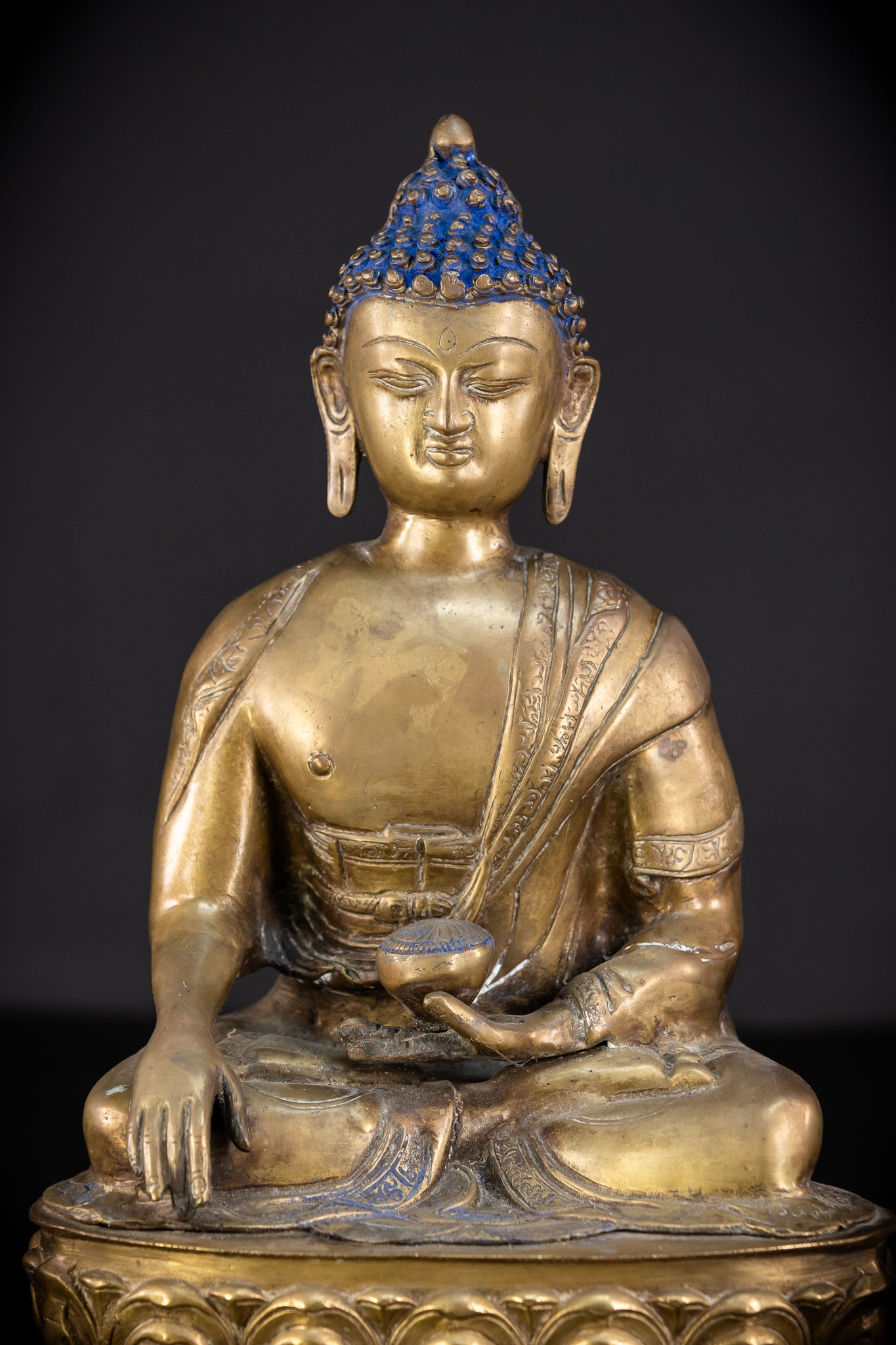 Guatama Buddha Bronze Statue 1800s | 16.2"
