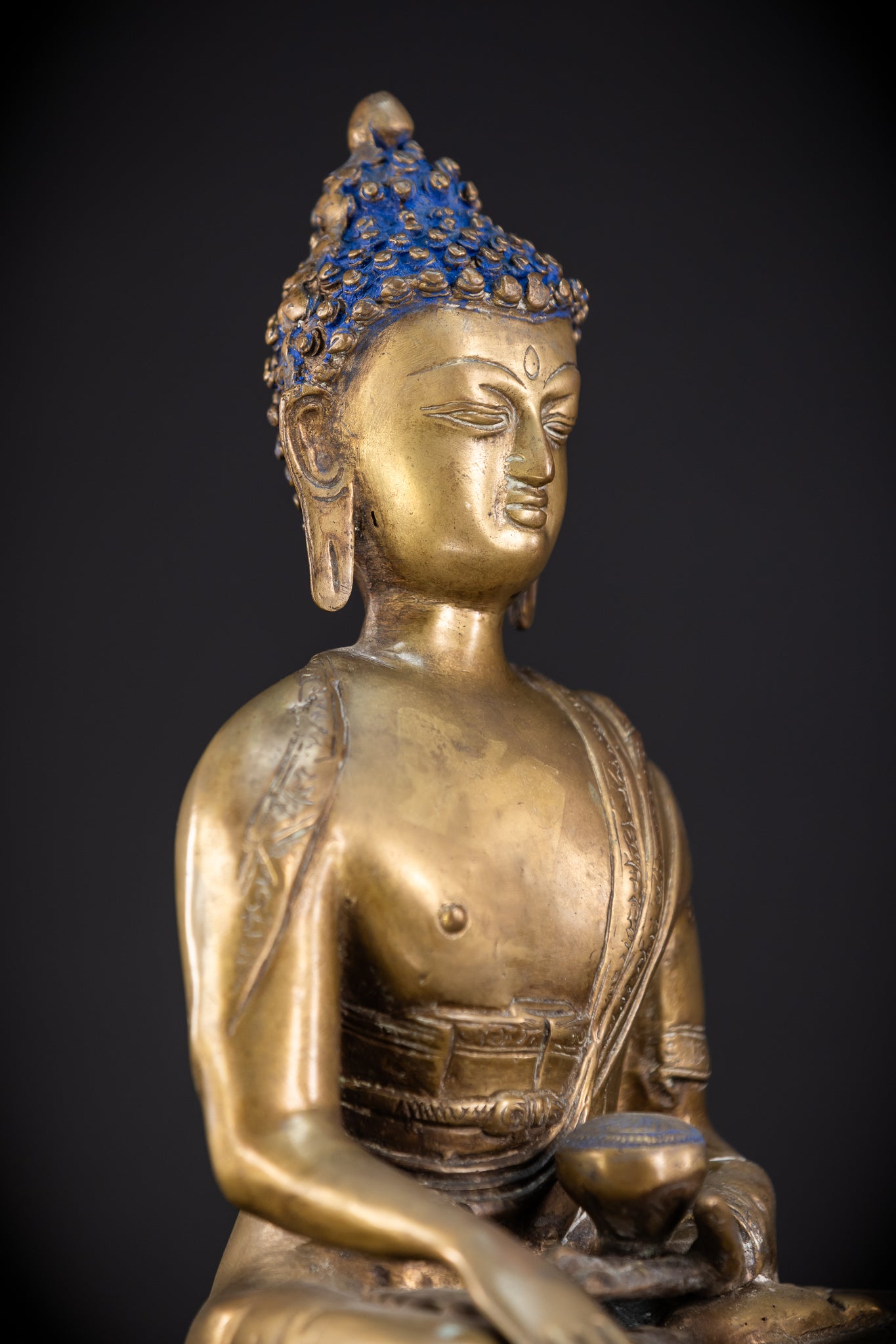Guatama Buddha Bronze Statue 1800s | 16.2"