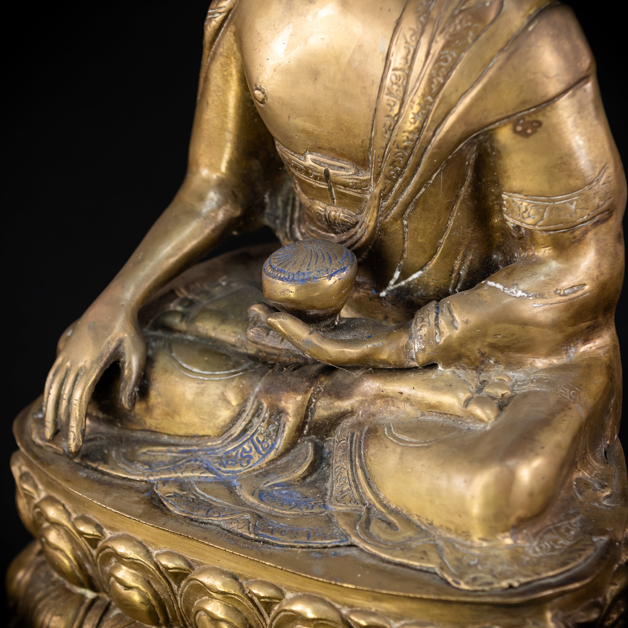 Guatama Buddha Bronze Statue 1800s | 16.2"