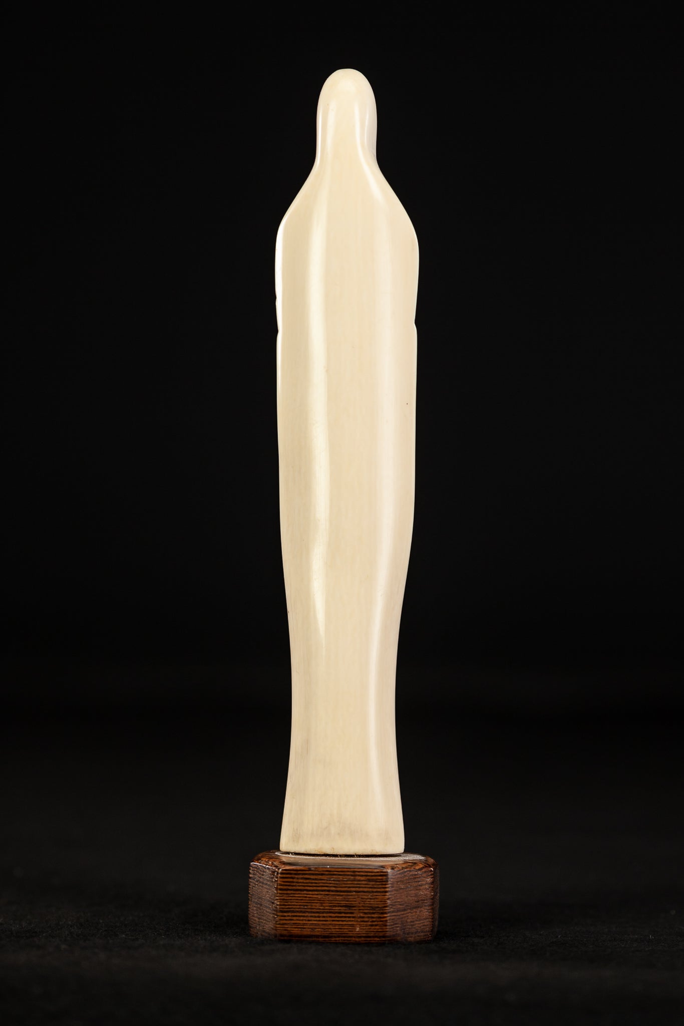 Virgin Mary Dieppe Carving Statue