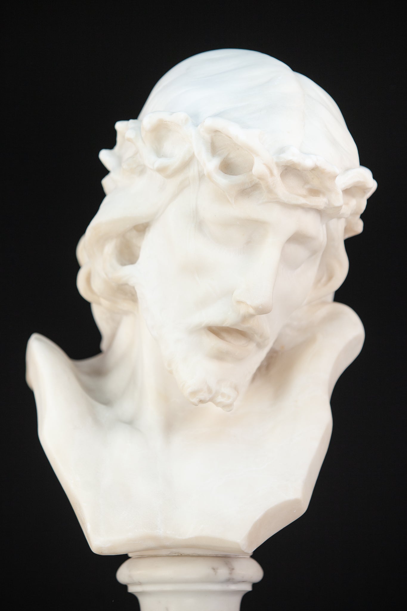 Ecce Homo Alabaster Sculpture | 17.7"