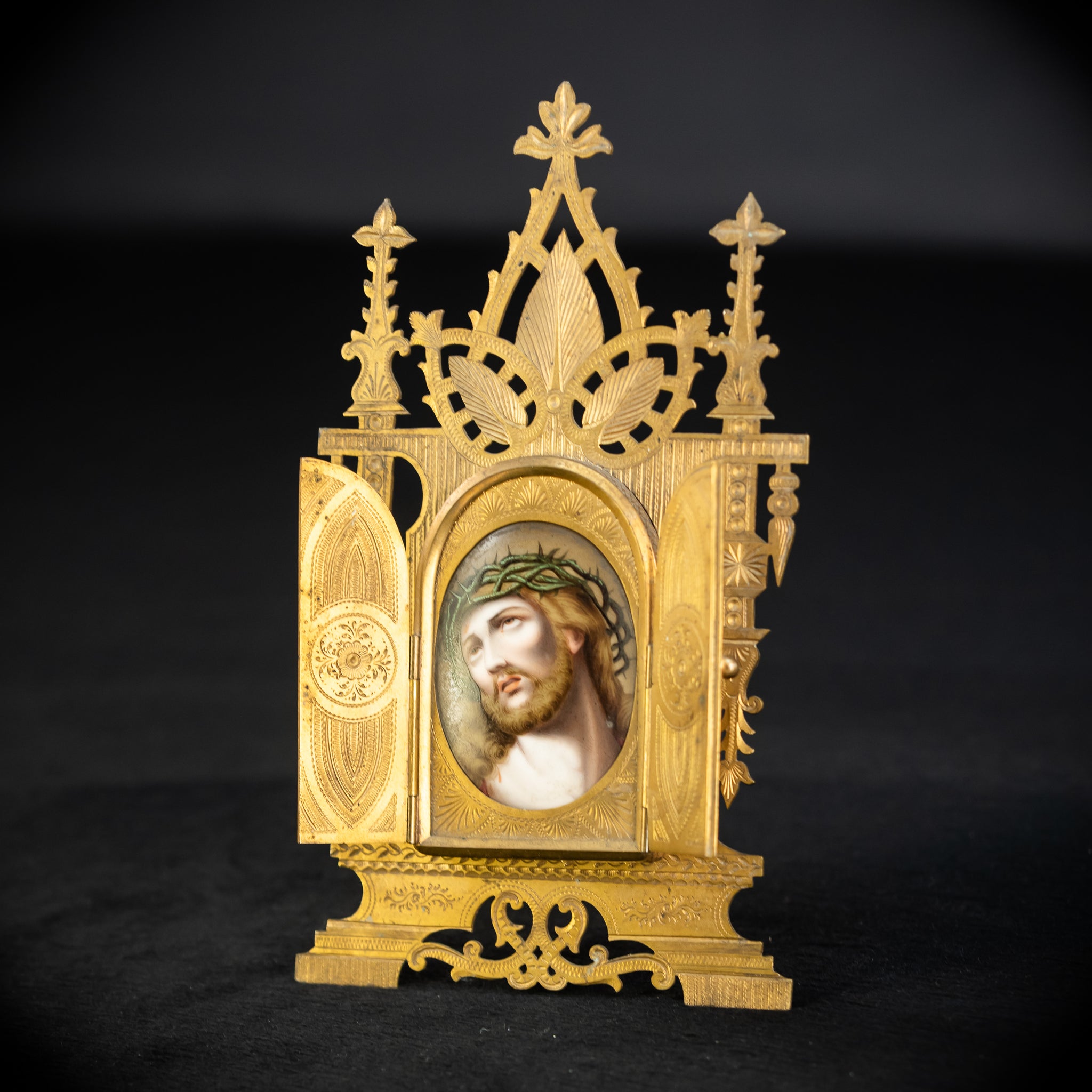 Ecce Homo Porcelain Painting in Brass Frame Icon | 9.4" / 24 cm