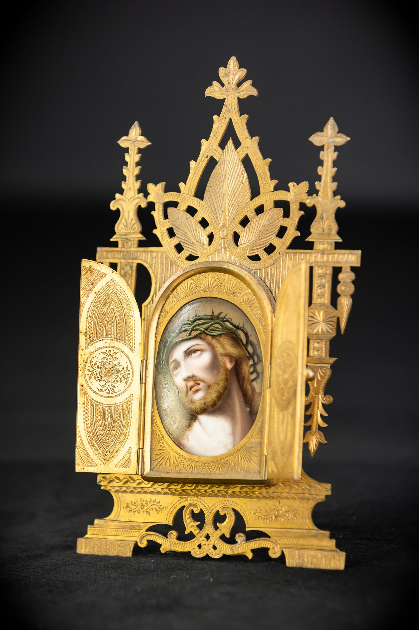 Ecce Homo Porcelain Painting in Brass Frame Icon | 9.4" / 24 cm