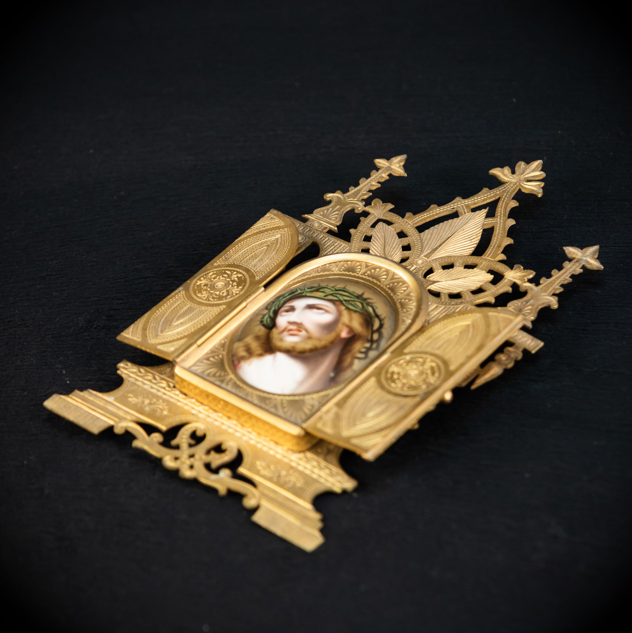 Ecce Homo Porcelain Painting in Brass Frame Icon | 9.4" / 24 cm