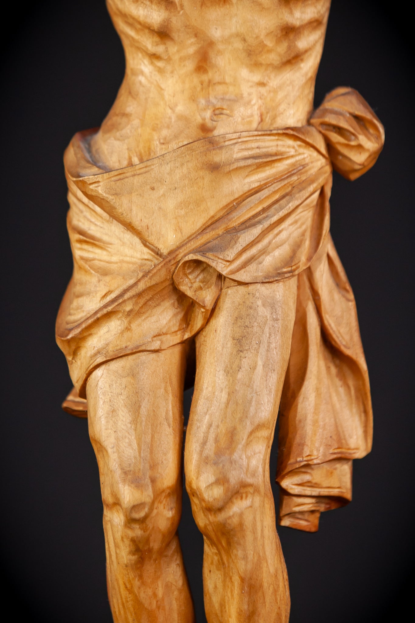 Corpus Christi Wooden Sculpture Antique | 15.6" / 39.5 cm