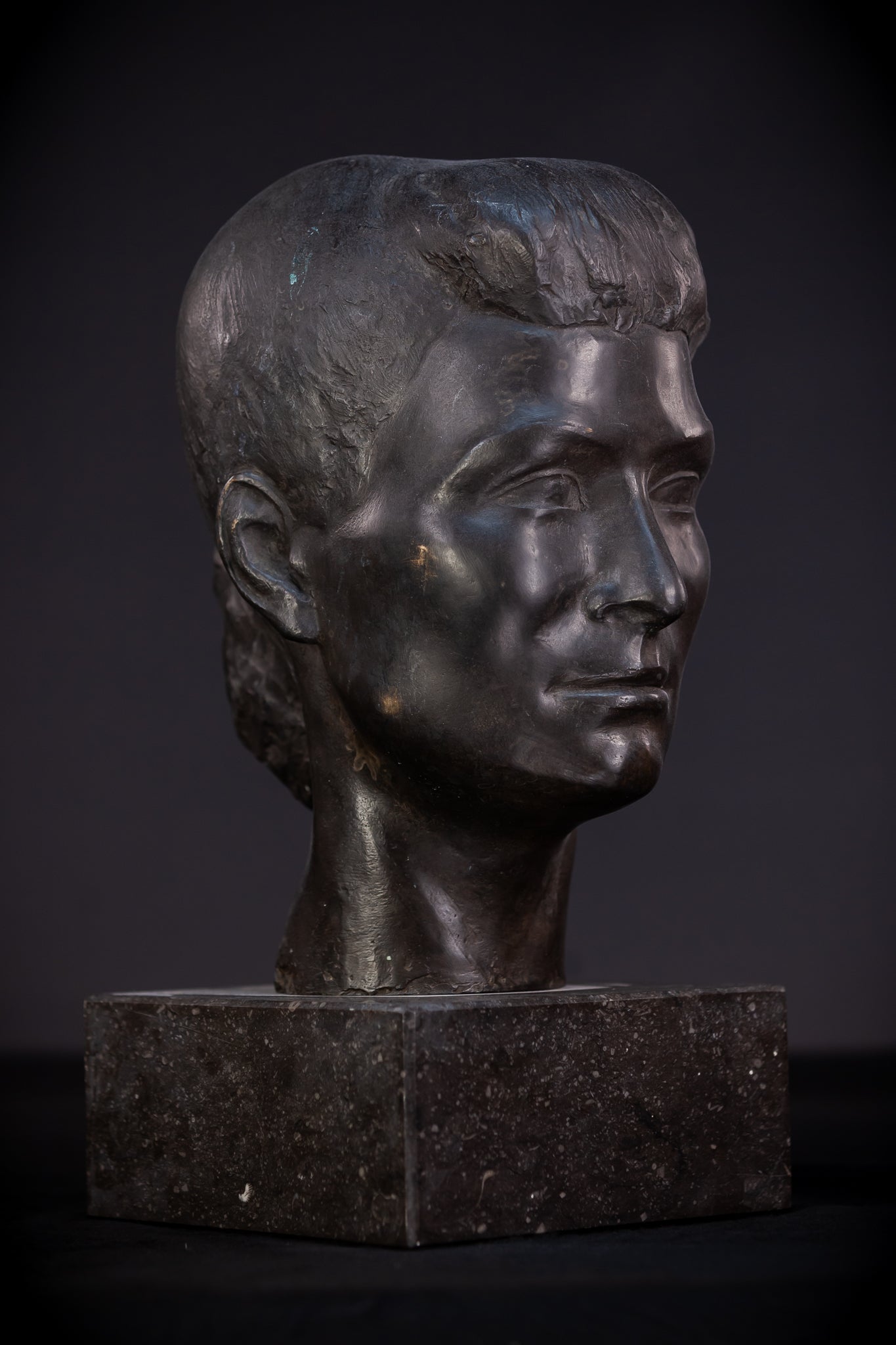 Bronze Bust of Lady by Leon Batardy | 15.4" / 39 cm - 31.3 pounds / 14.2 kg