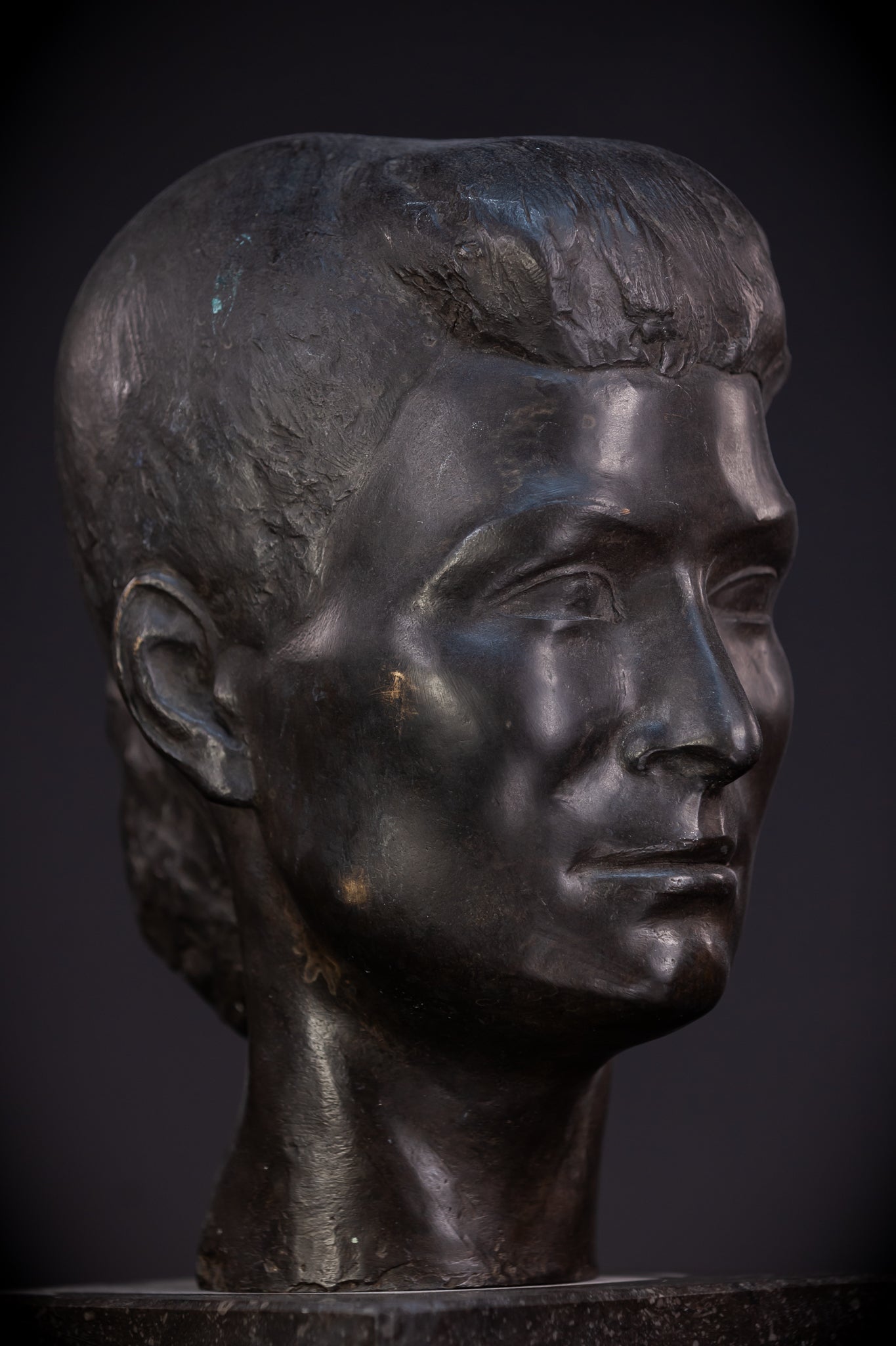 Bronze Bust of Lady by Leon Batardy | 15.4" / 39 cm - 31.3 pounds / 14.2 kg