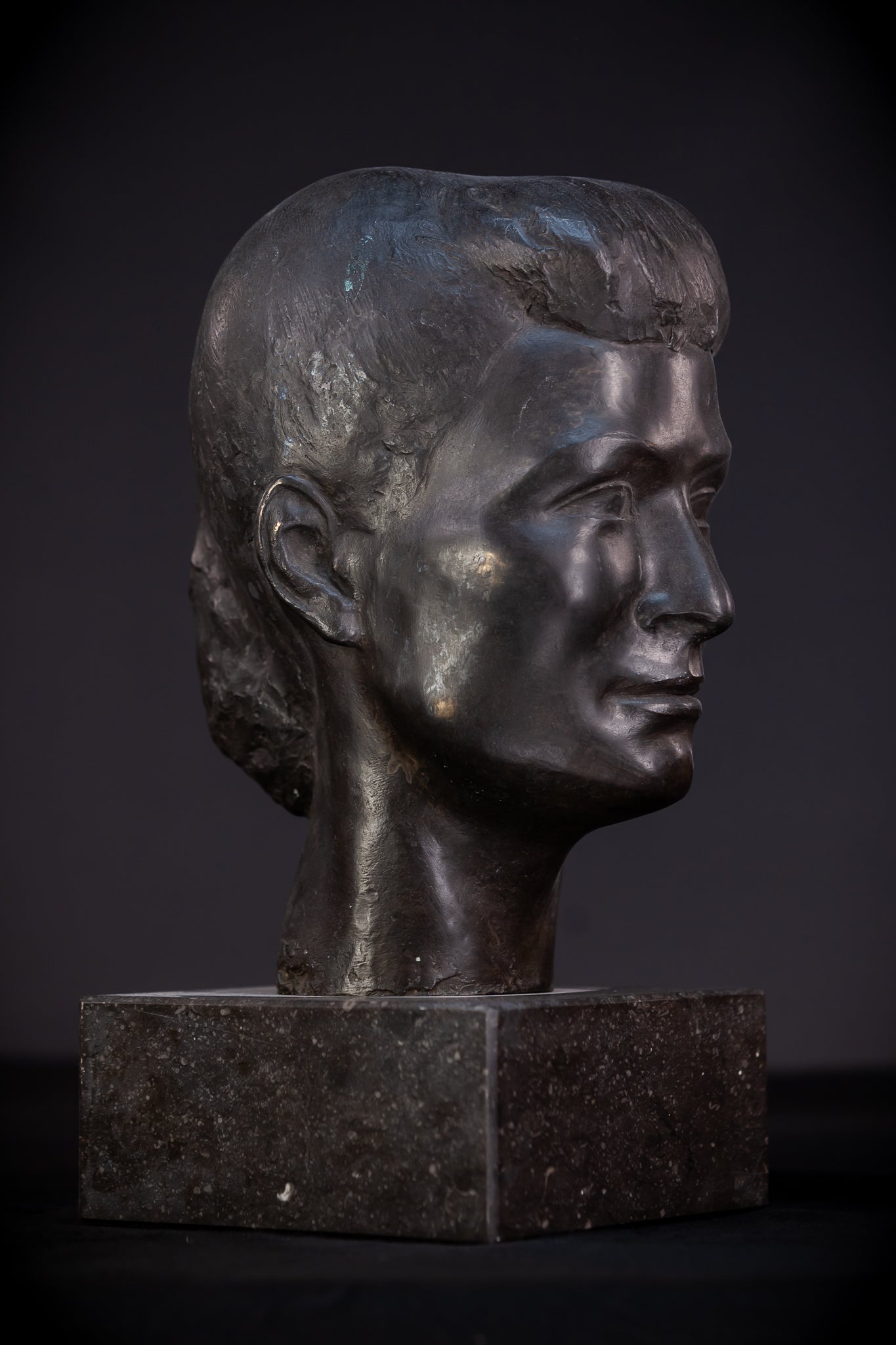 Bronze Bust of Lady by Leon Batardy | 15.4" / 39 cm - 31.3 pounds / 14.2 kg