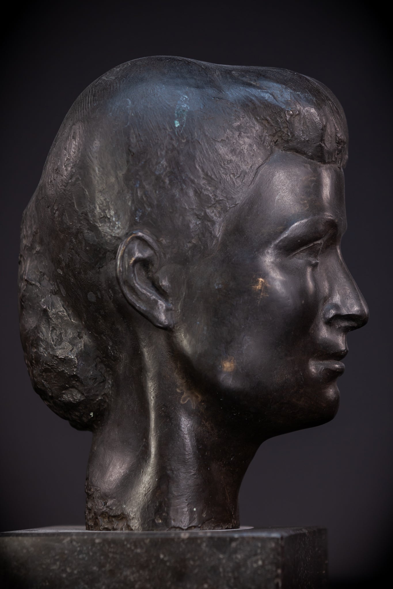 Bronze Bust of Lady by Leon Batardy | 15.4" / 39 cm - 31.3 pounds / 14.2 kg