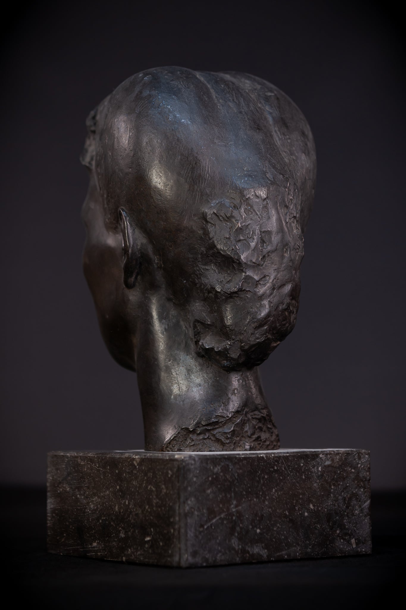 Bronze Bust of Lady by Leon Batardy | 15.4" / 39 cm - 31.3 pounds / 14.2 kg