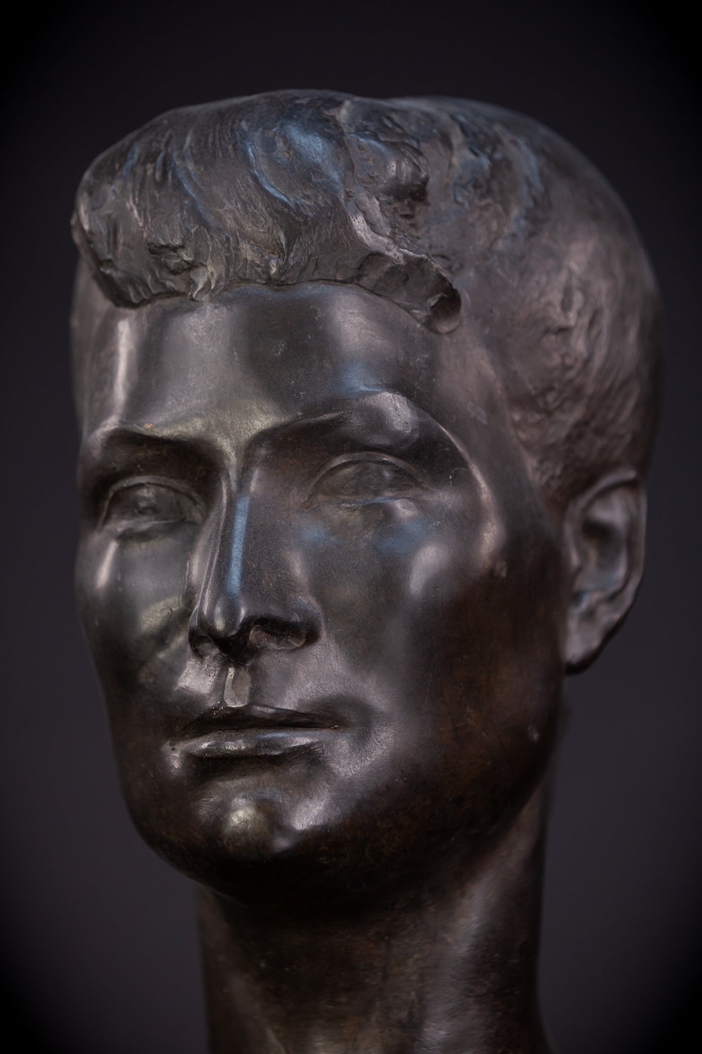 Bronze Bust of Lady by Leon Batardy | 15.4" / 39 cm - 31.3 pounds / 14.2 kg