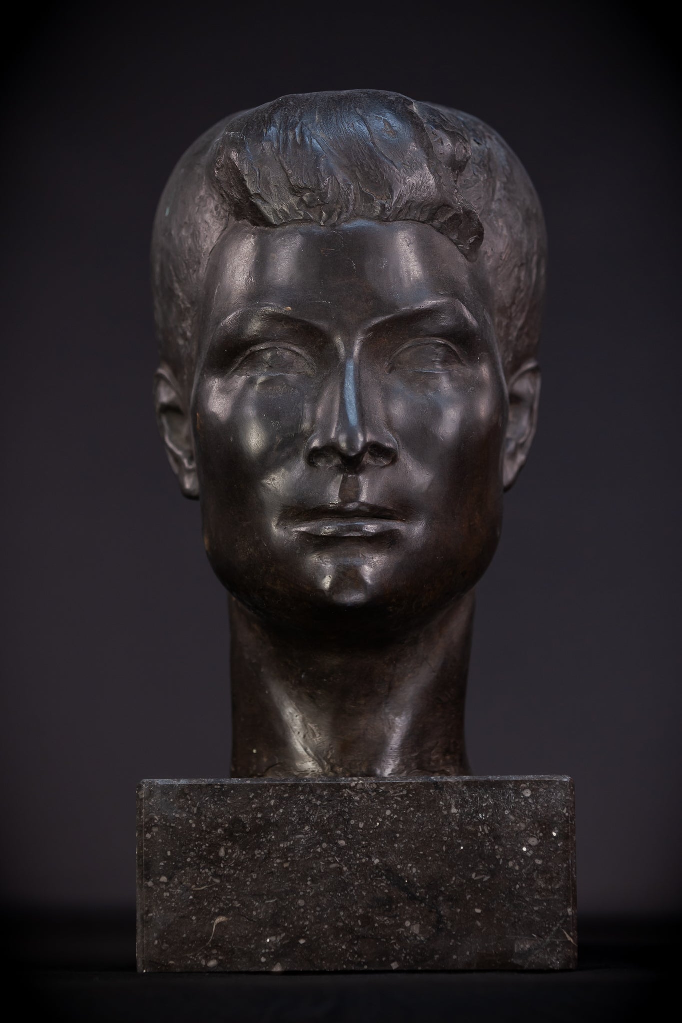 Bronze Bust of Lady by Leon Batardy | 15.4" / 39 cm - 31.3 pounds / 14.2 kg