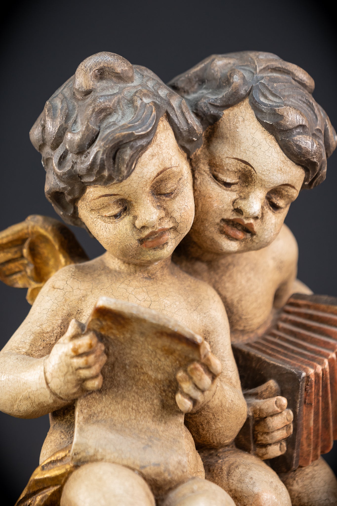 Pair of Angels Wooden Sculpture | mid 1900s Vintage | 13.4 " / 34 cm