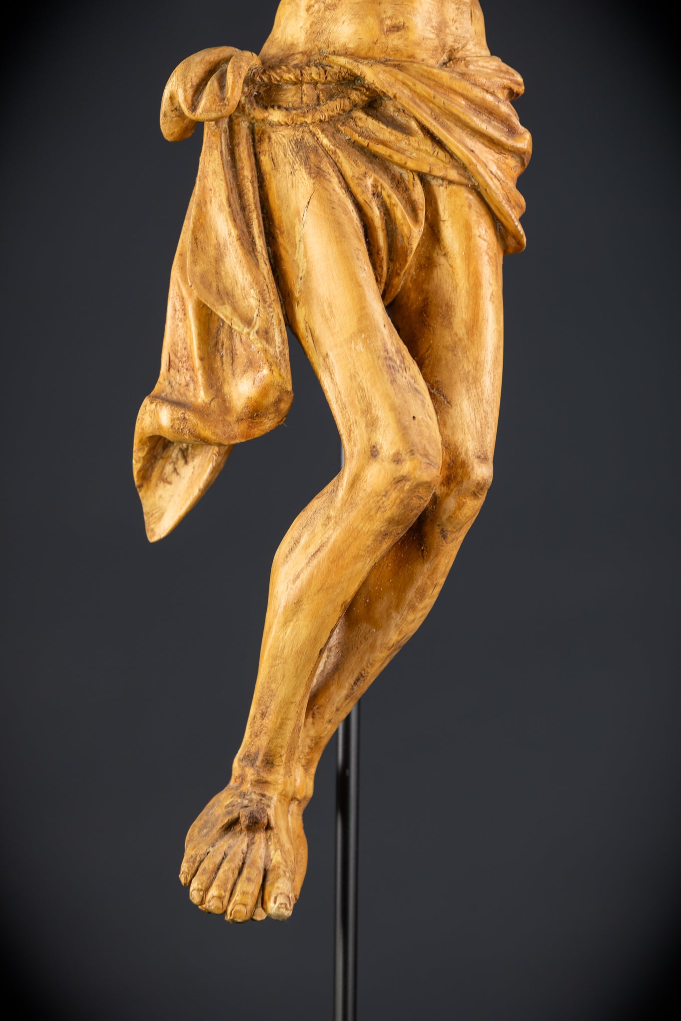 Corpus Christi Wooden Sculpture | 1700s-1800s Antique | 22.6" / 57.5 cm