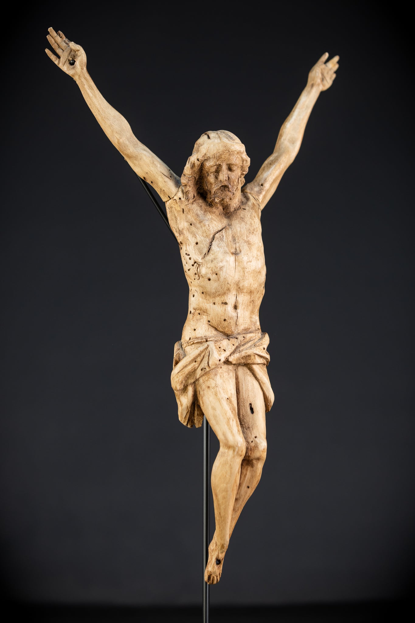 Corpus Christi Wood | France 1600s - 1700s Antique | 16" / 40.5 cm