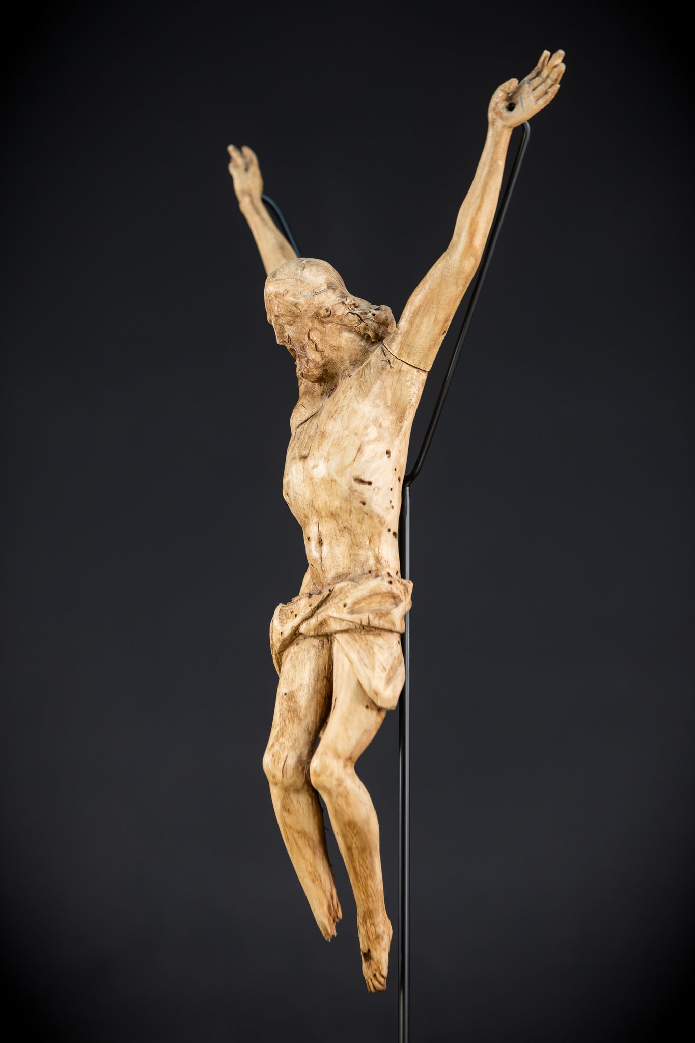 Corpus Christi Wood | France 1600s - 1700s Antique | 16" / 40.5 cm