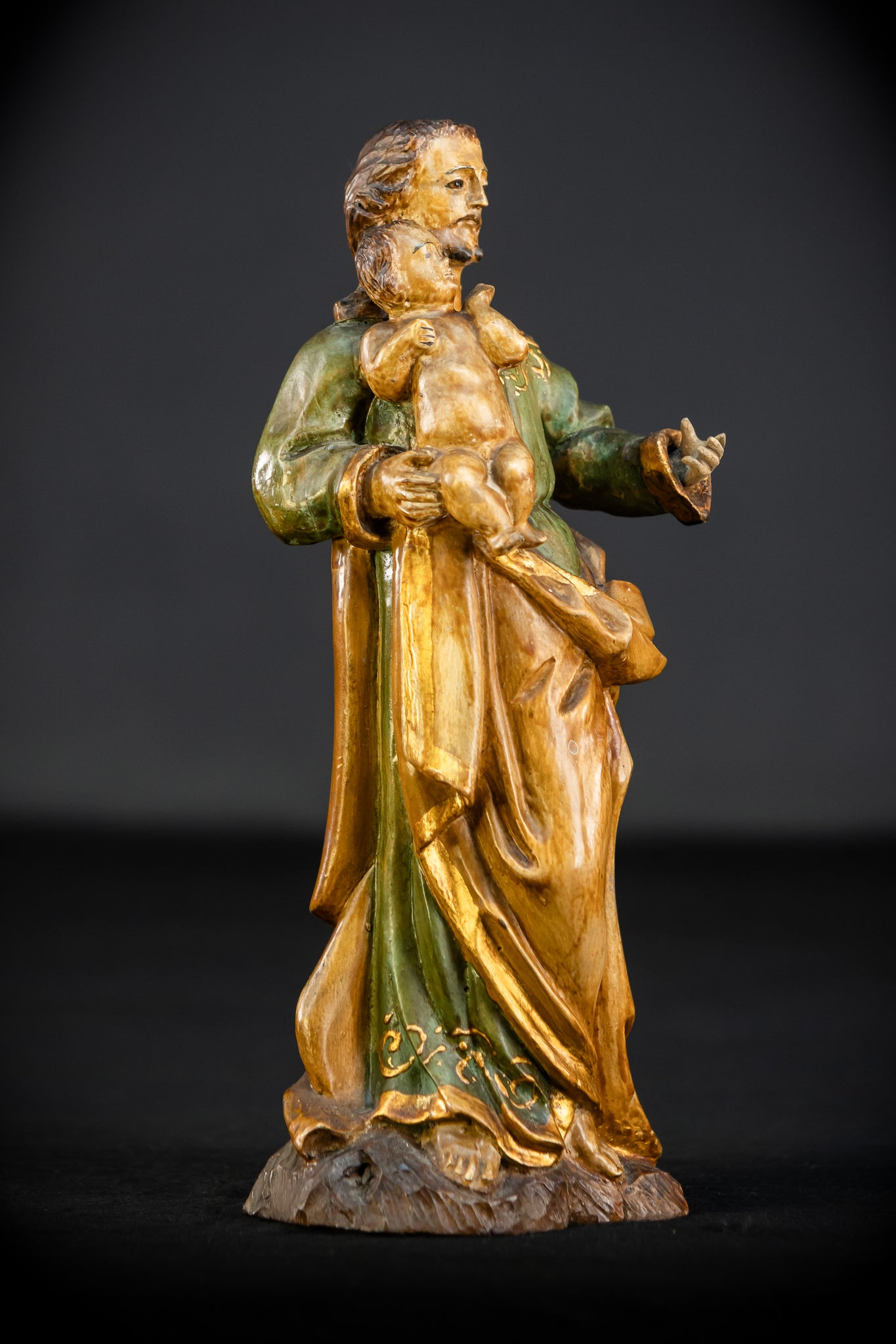 Saint Joseph with Infant Jesus | 1700s | 9.7"/ 25 cm