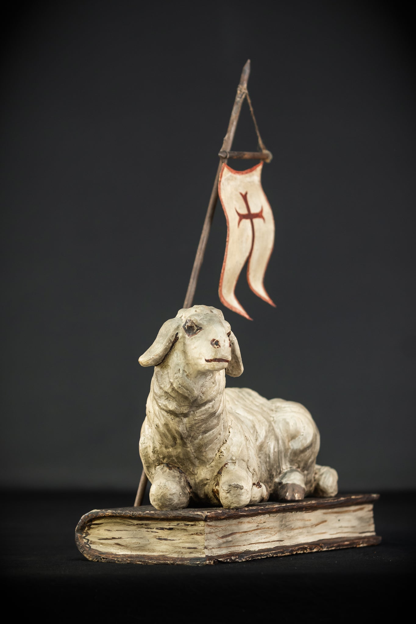 Lamb of God Wood Sculpture | Agnus Dei 19th C 16.3"/ 41.5 cm