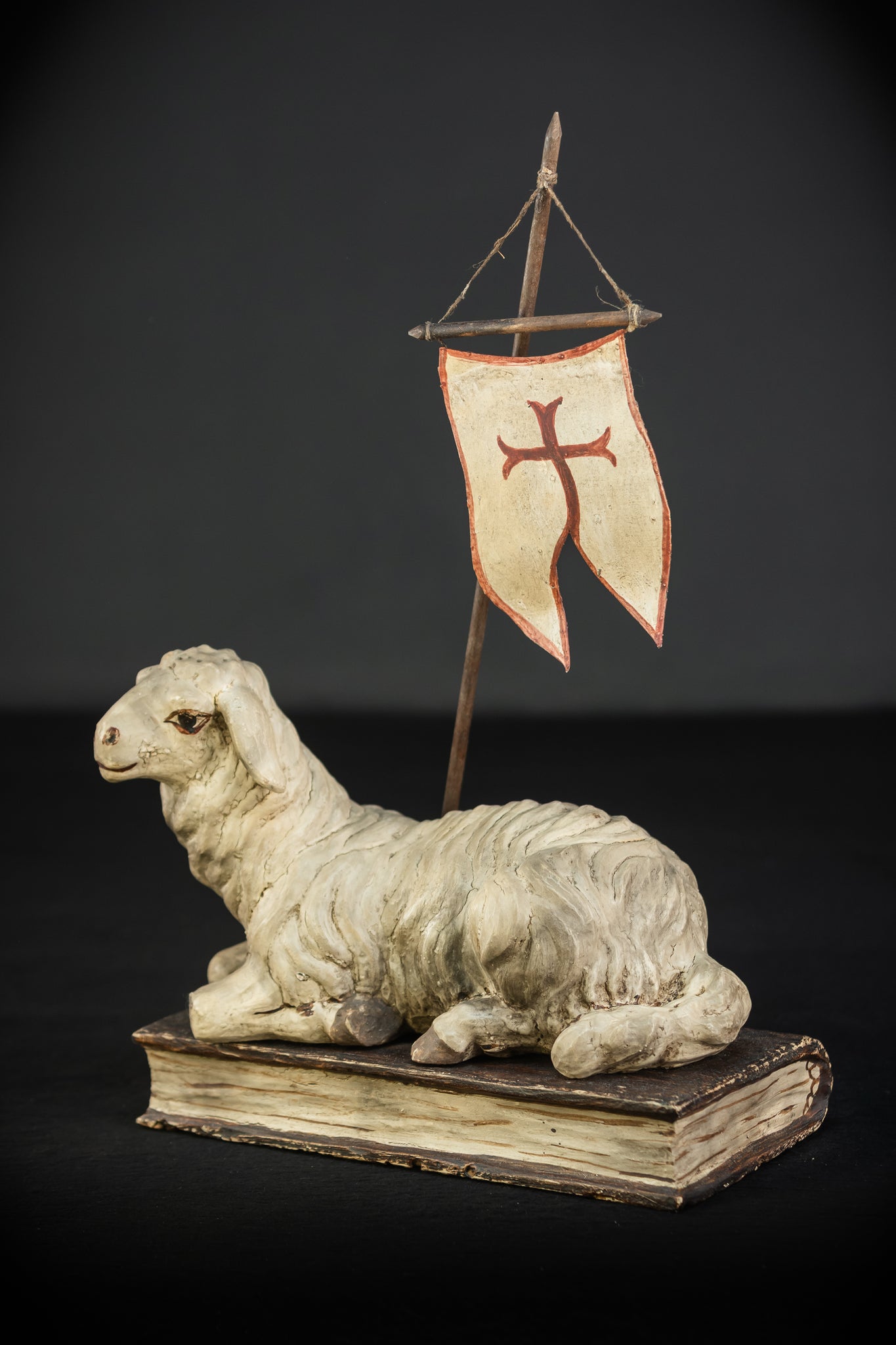 Lamb of God Wood Sculpture | Agnus Dei 19th C 16.3"/ 41.5 cm