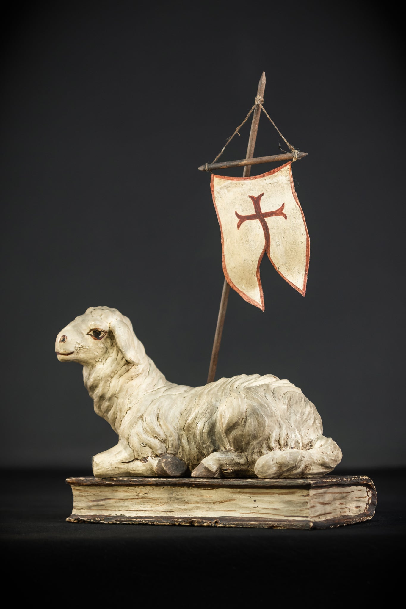 Lamb of God Wood Sculpture | Agnus Dei 19th C 16.3"/ 41.5 cm