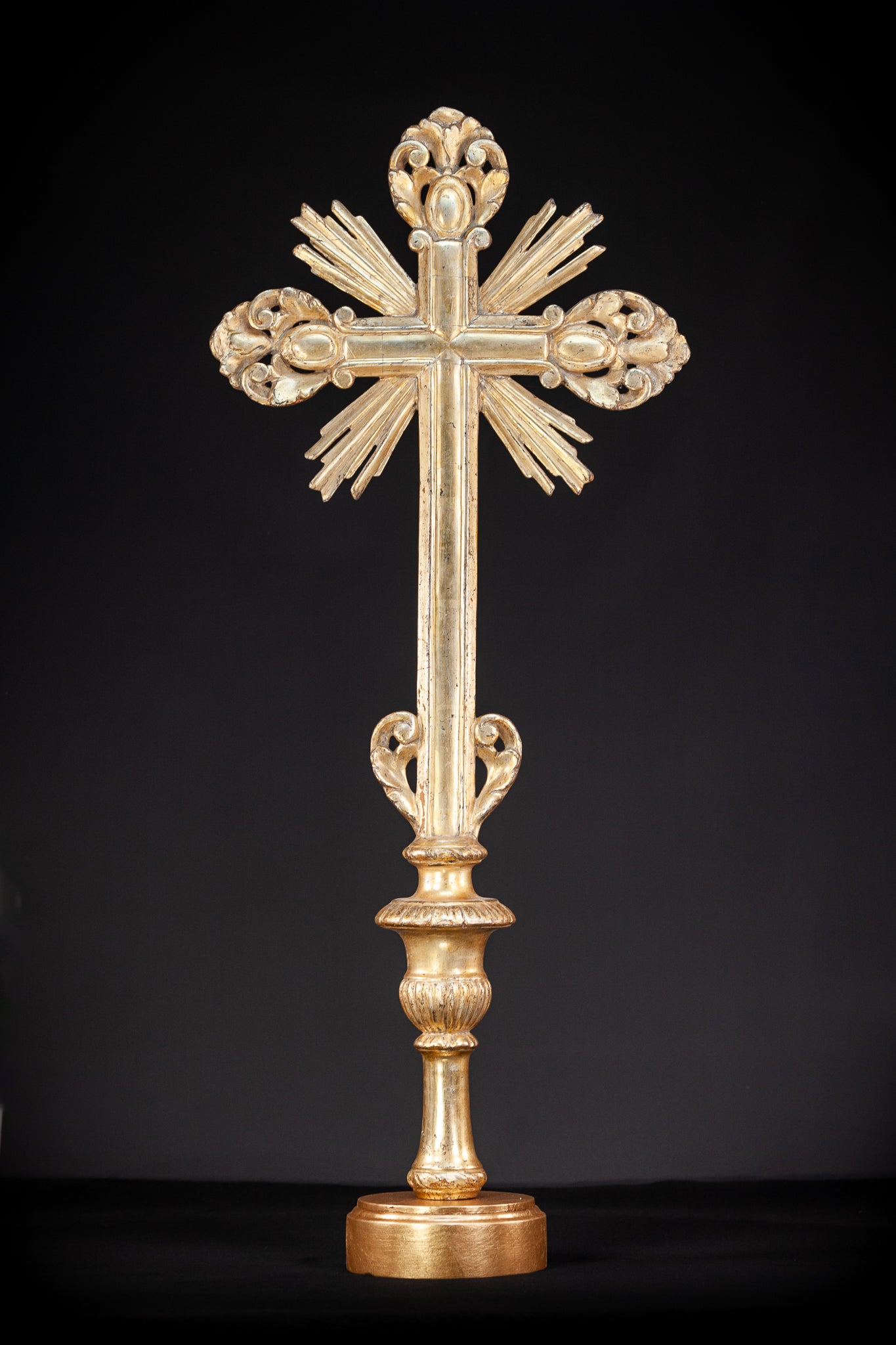 Crucifix Processional Gilded Wood | 36.4"/ 92.5 cm