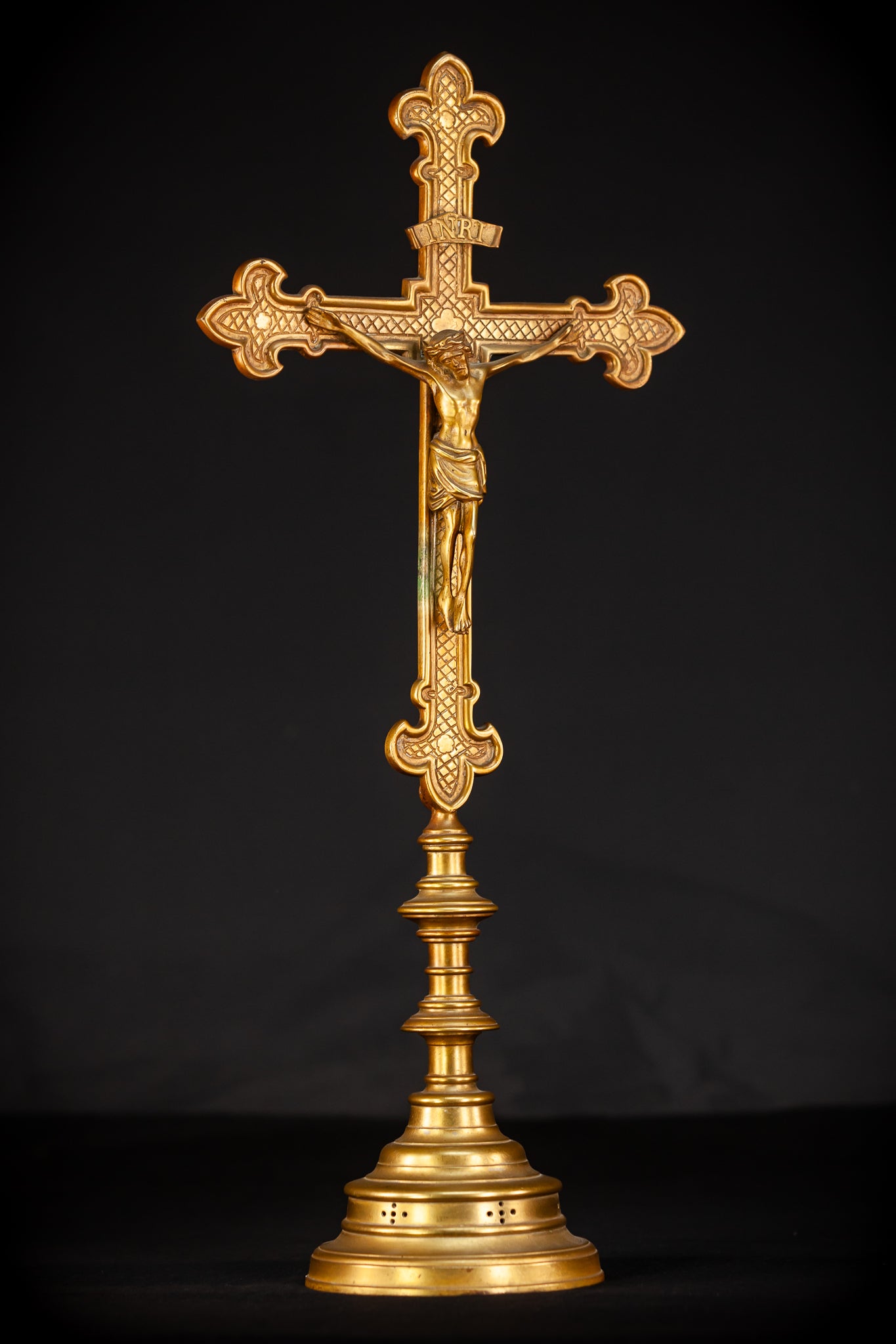 Altar Crucifix Bronze  21.5"