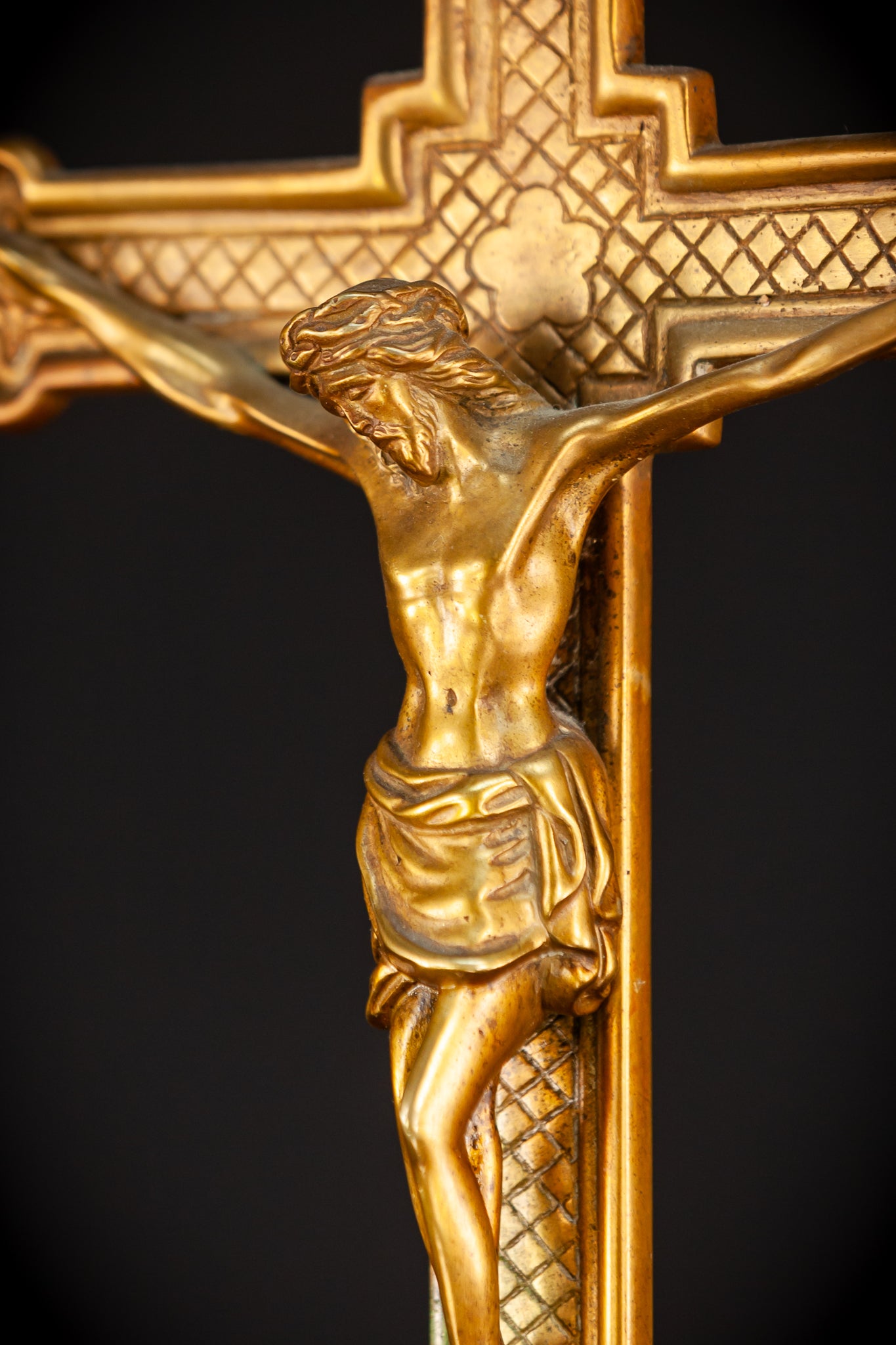 Altar Crucifix Bronze  21.5"