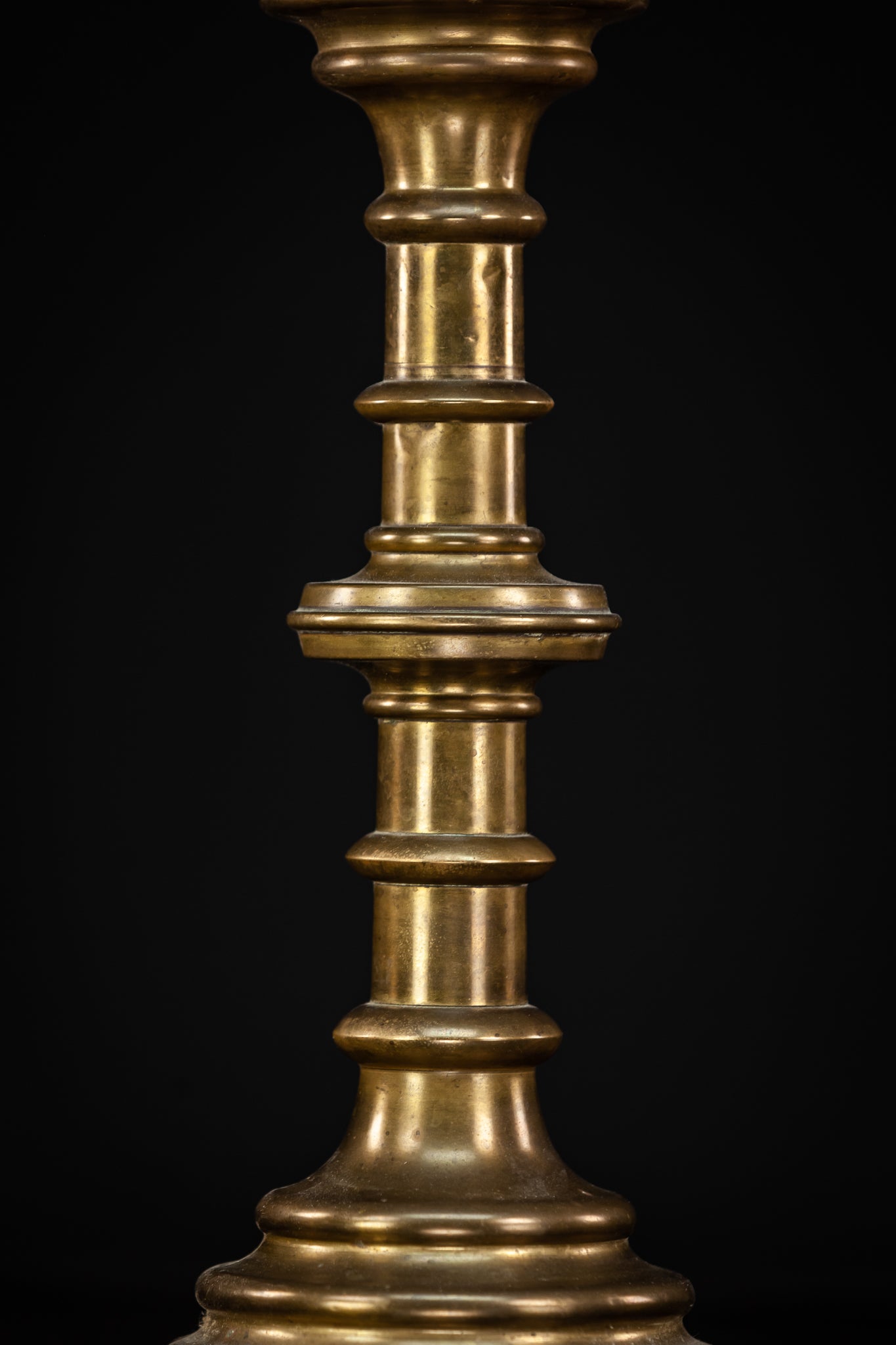 Candlestick Bronze 18.1" / 46 cm