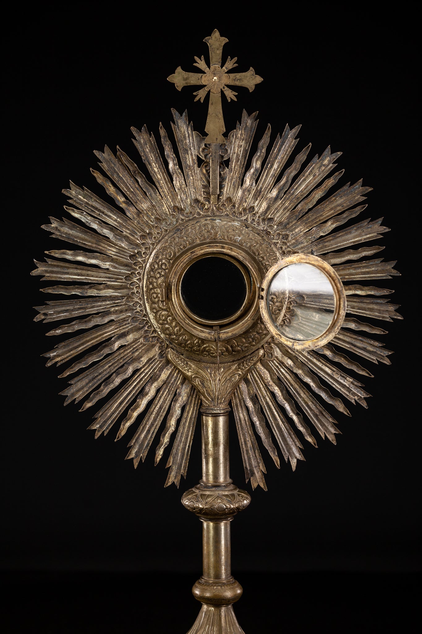 Monstrance Gilt | French 1600s Brass 27.6”