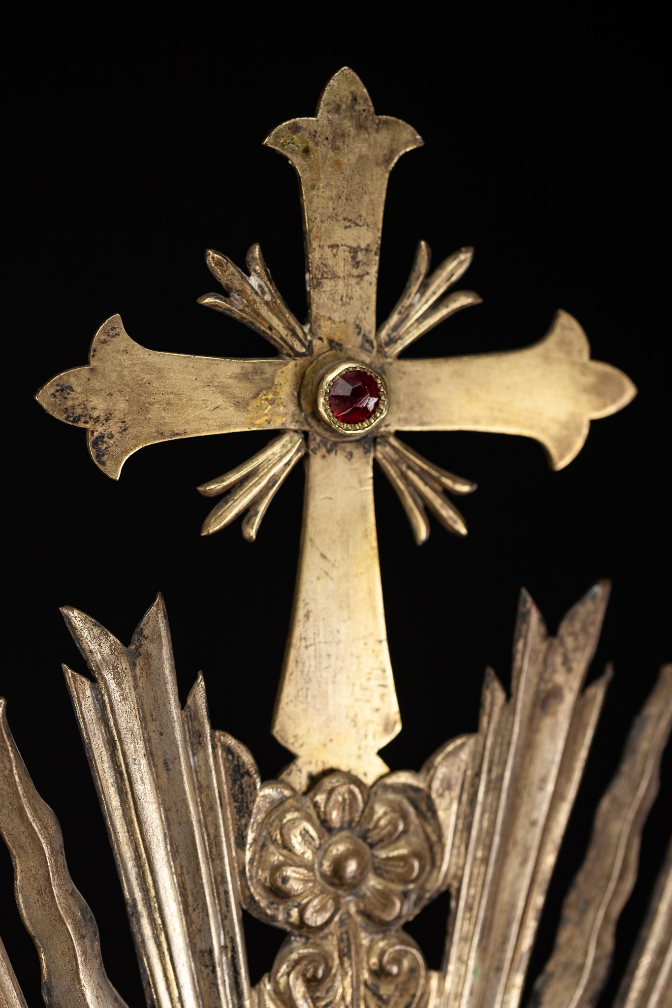 Monstrance Gilt | French 1600s Brass 27.6”