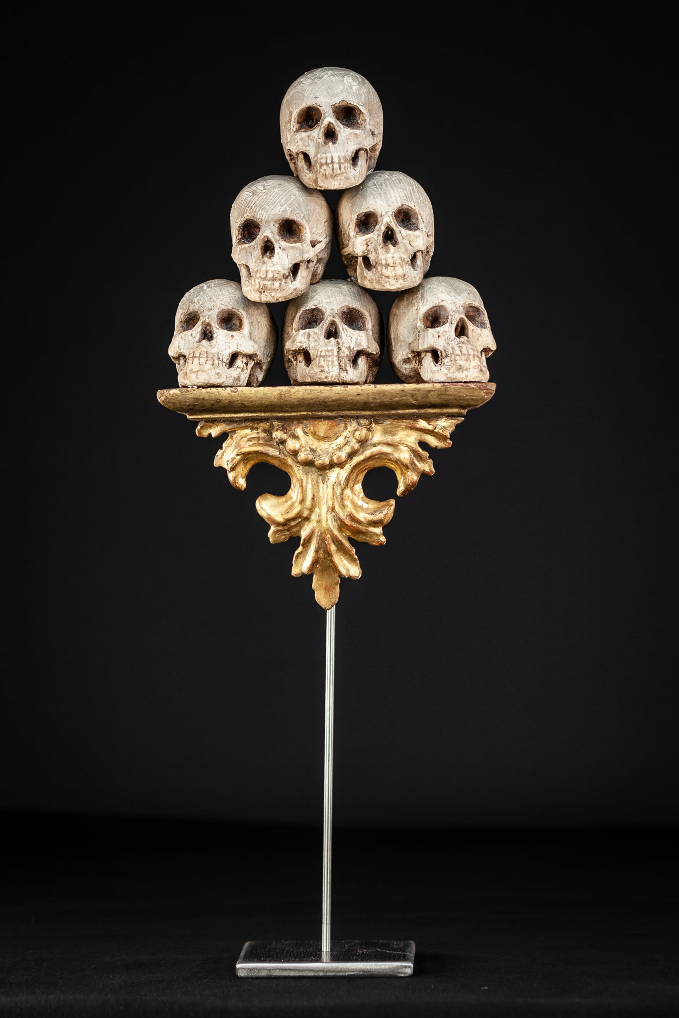 Memento Mori | 6 Skulls 18th Century 13"